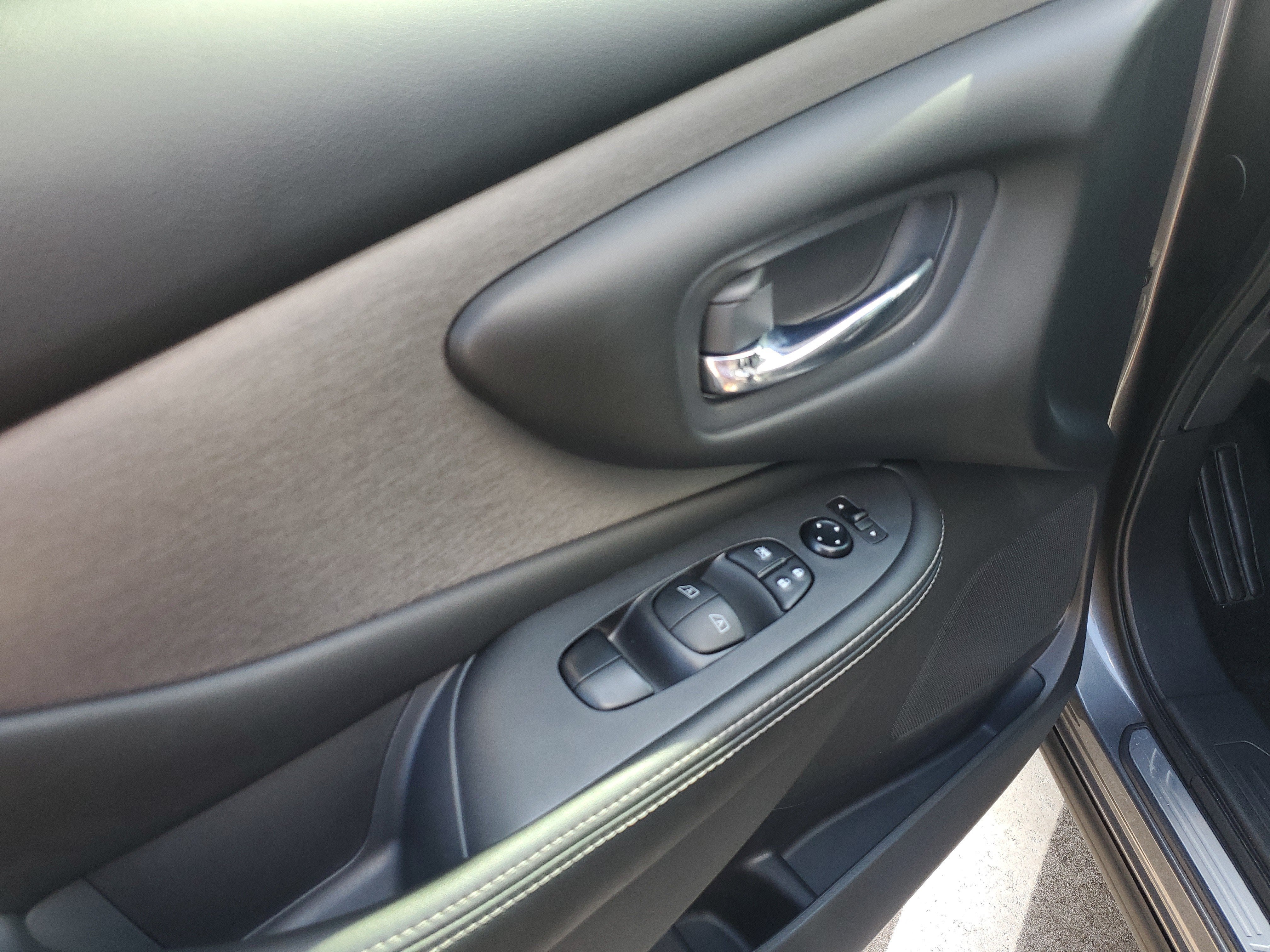 2022 Nissan Murano SV