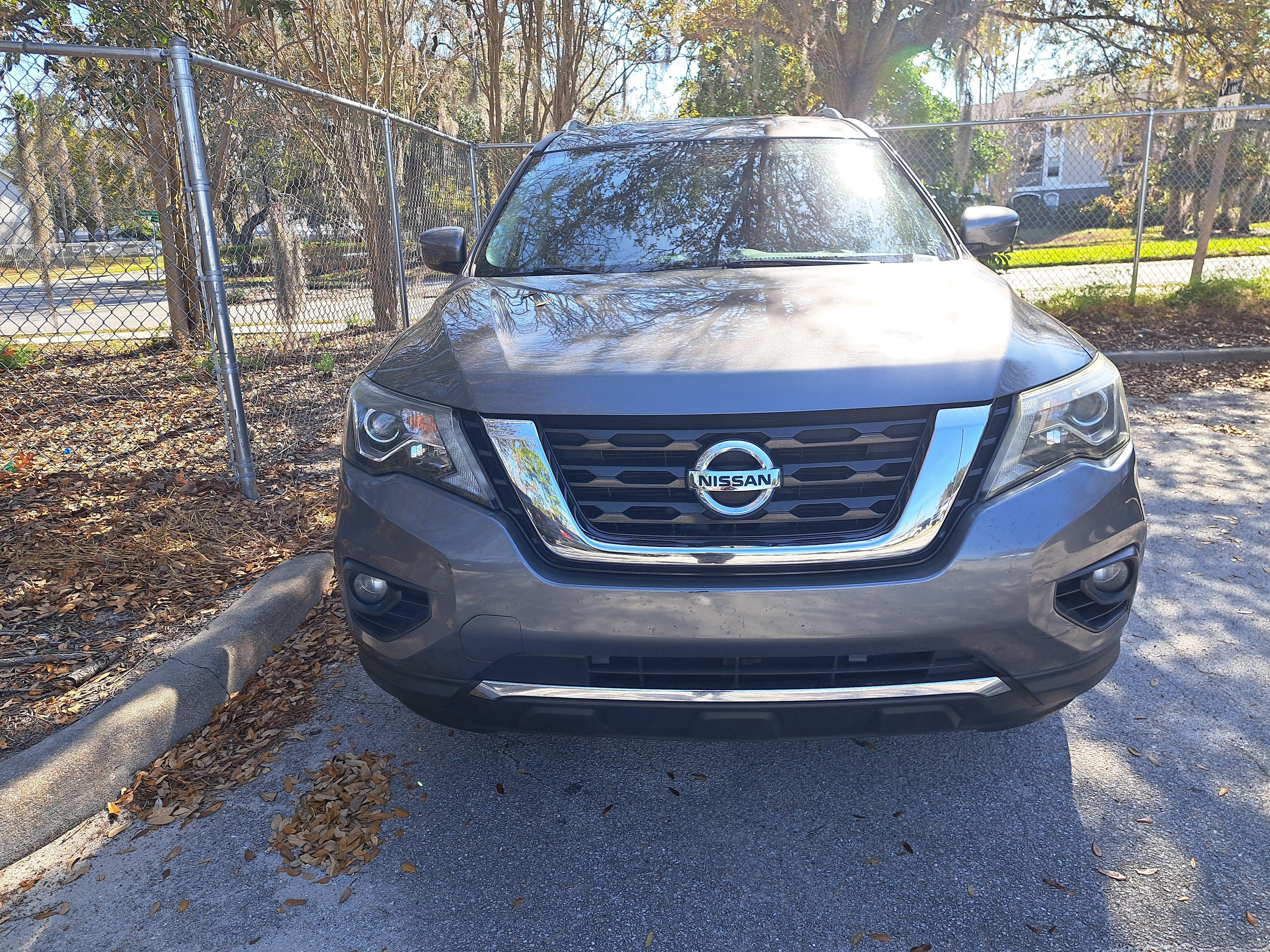 2018 Nissan Pathfinder SV
