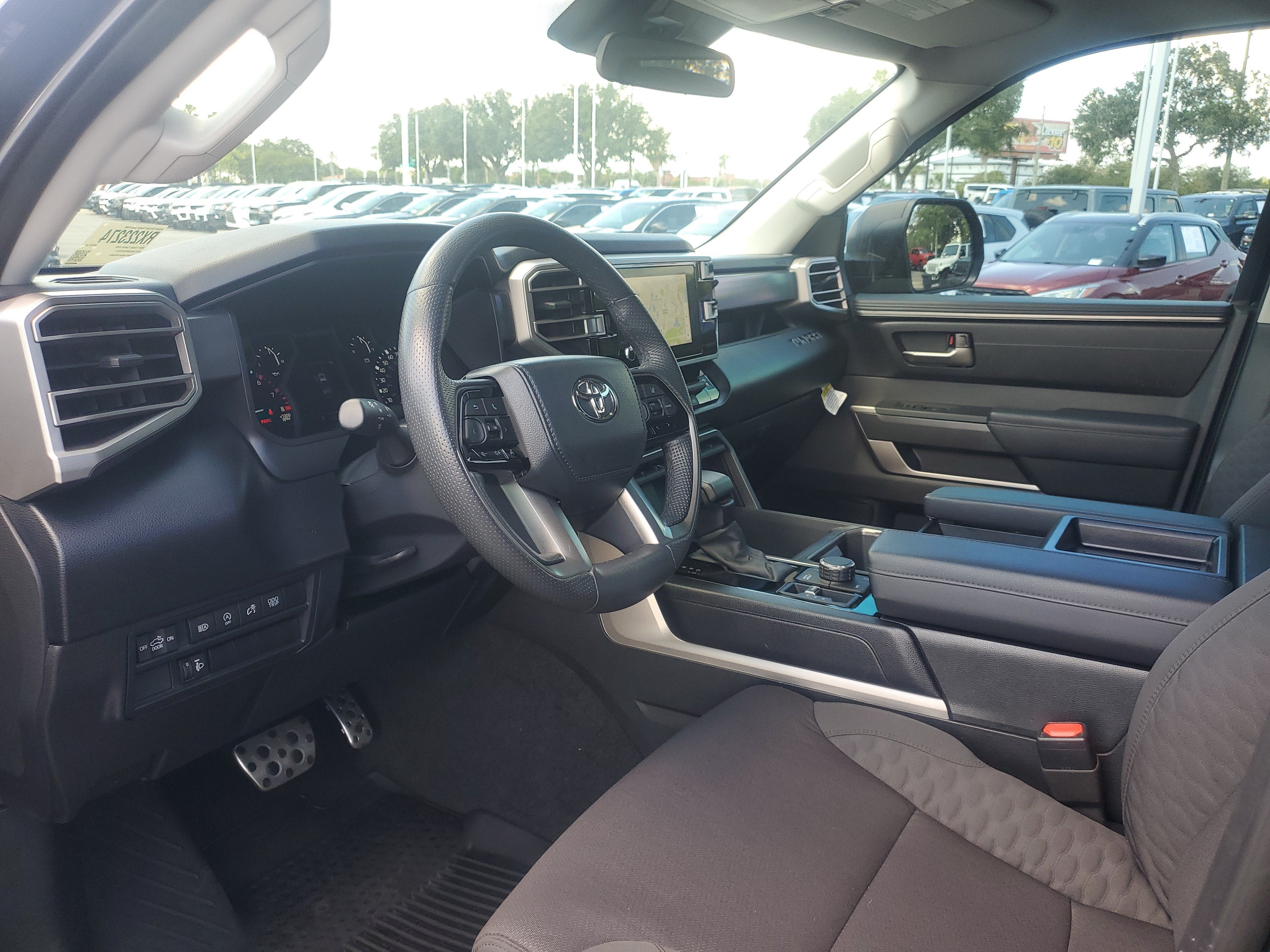 2024 Toyota Tundra 4WD SR5