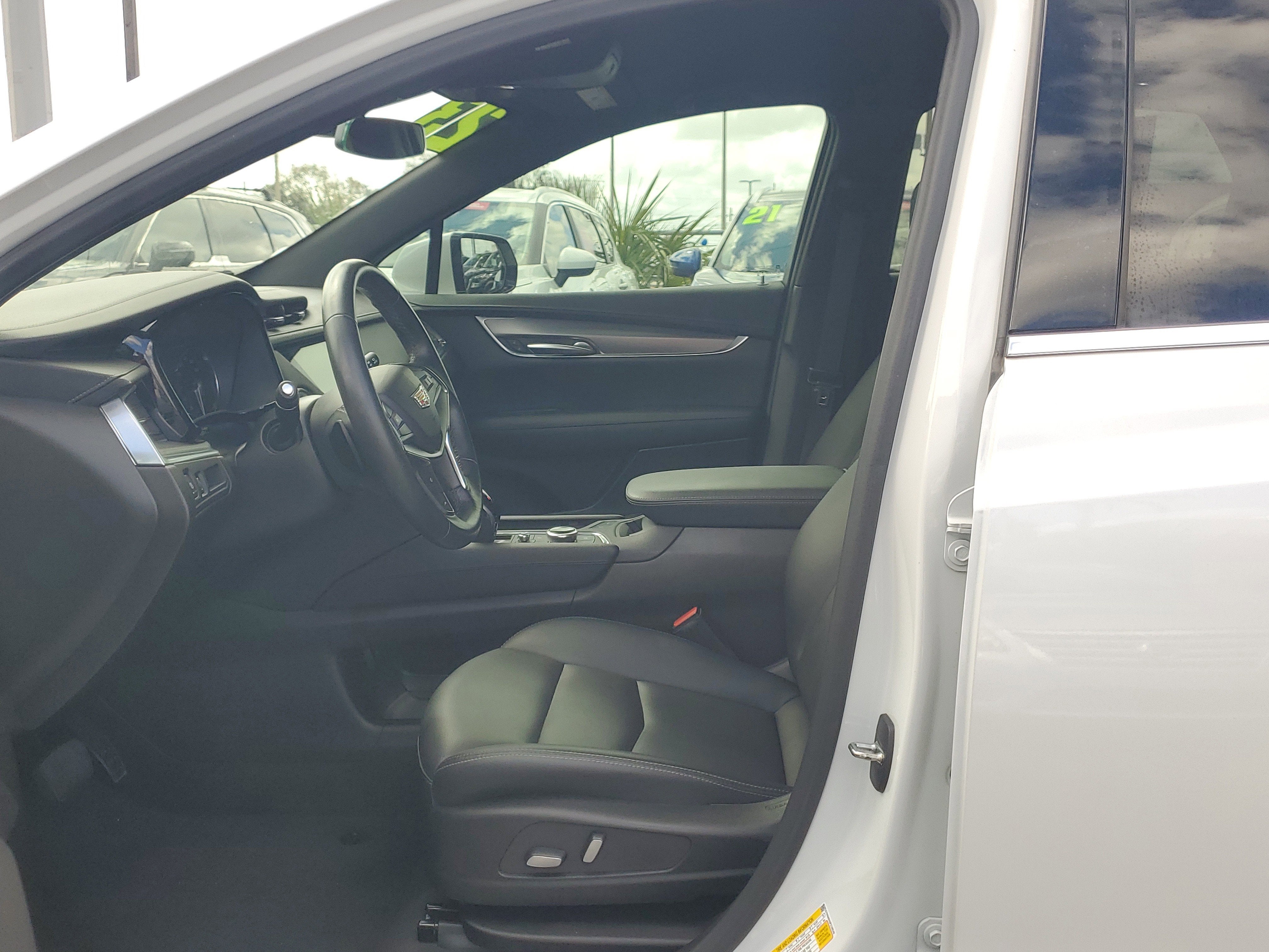 2023 Cadillac XT5 FWD Luxury