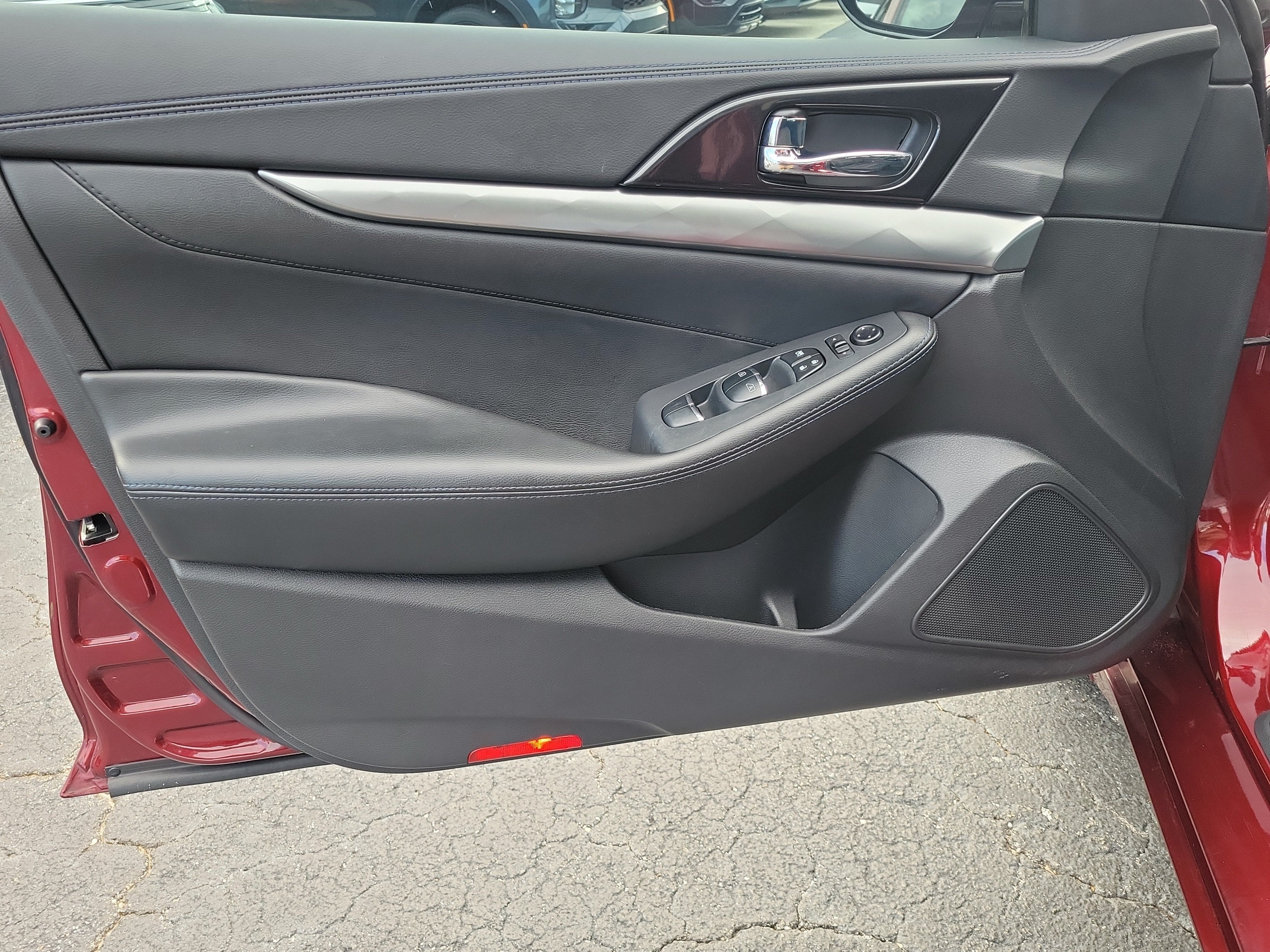 2020 Nissan Maxima S