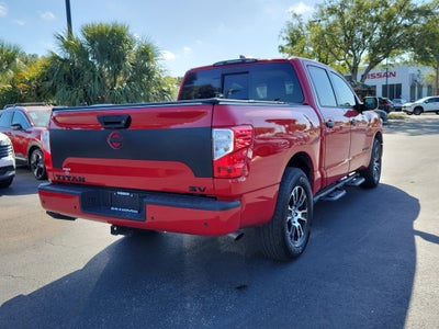 2022 Nissan Titan SV