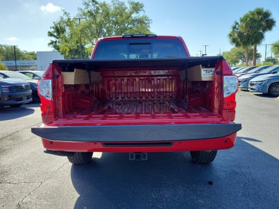 2022 Nissan Titan SV