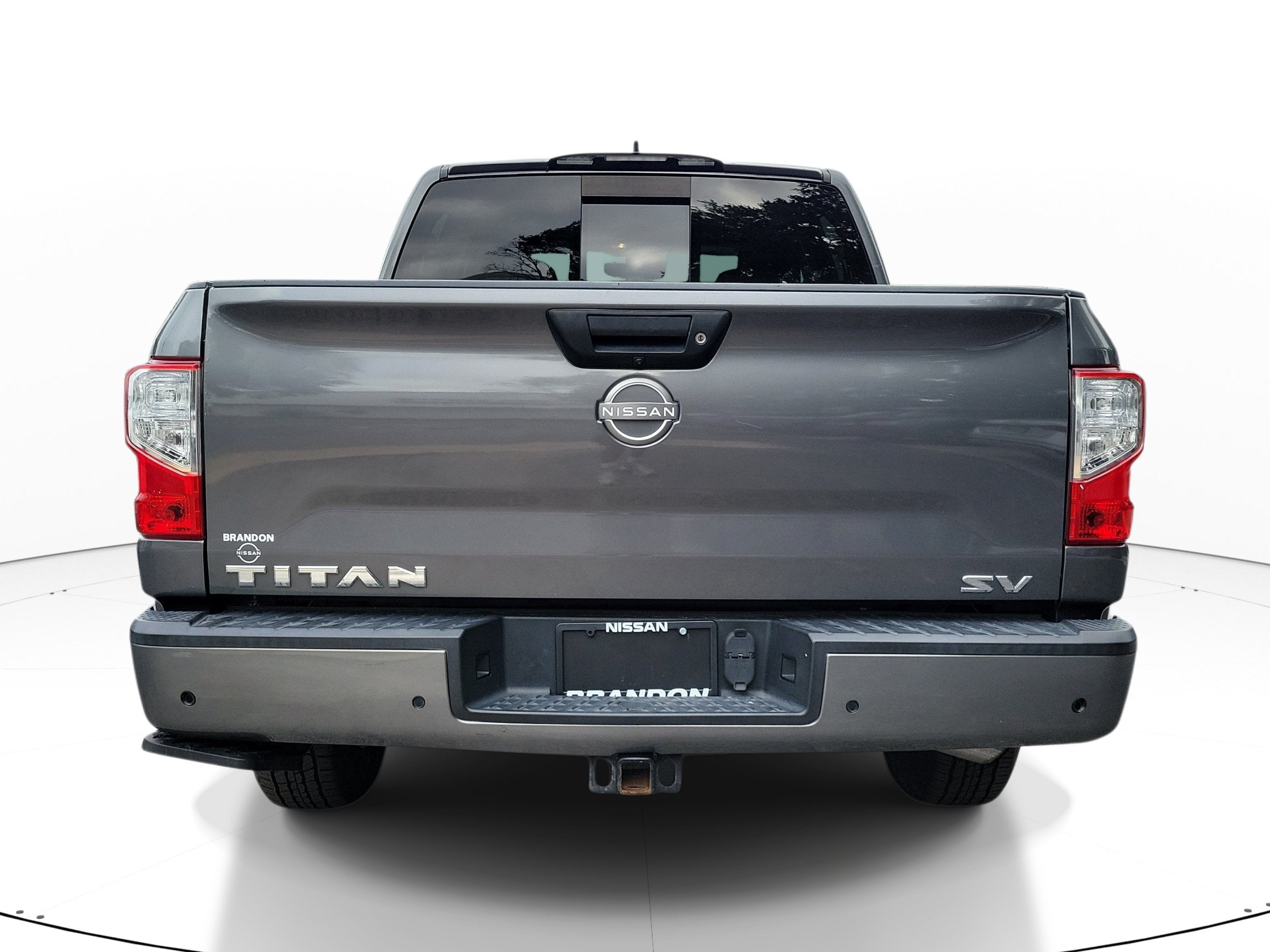 2023 Nissan Titan SV