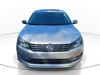 2015 Volkswagen Passat 3.6L V6 SEL Premium