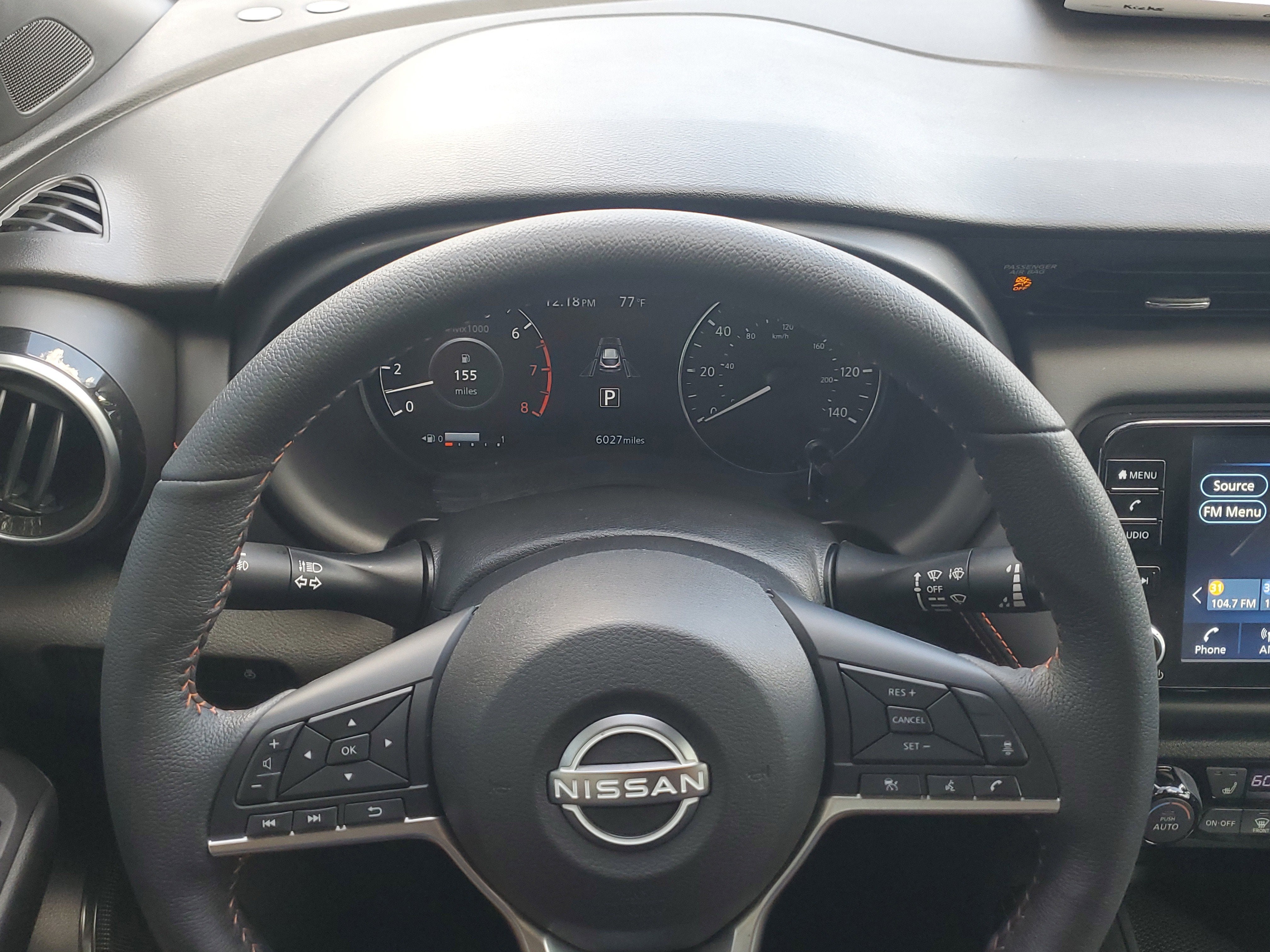 2023 Nissan Kicks SR