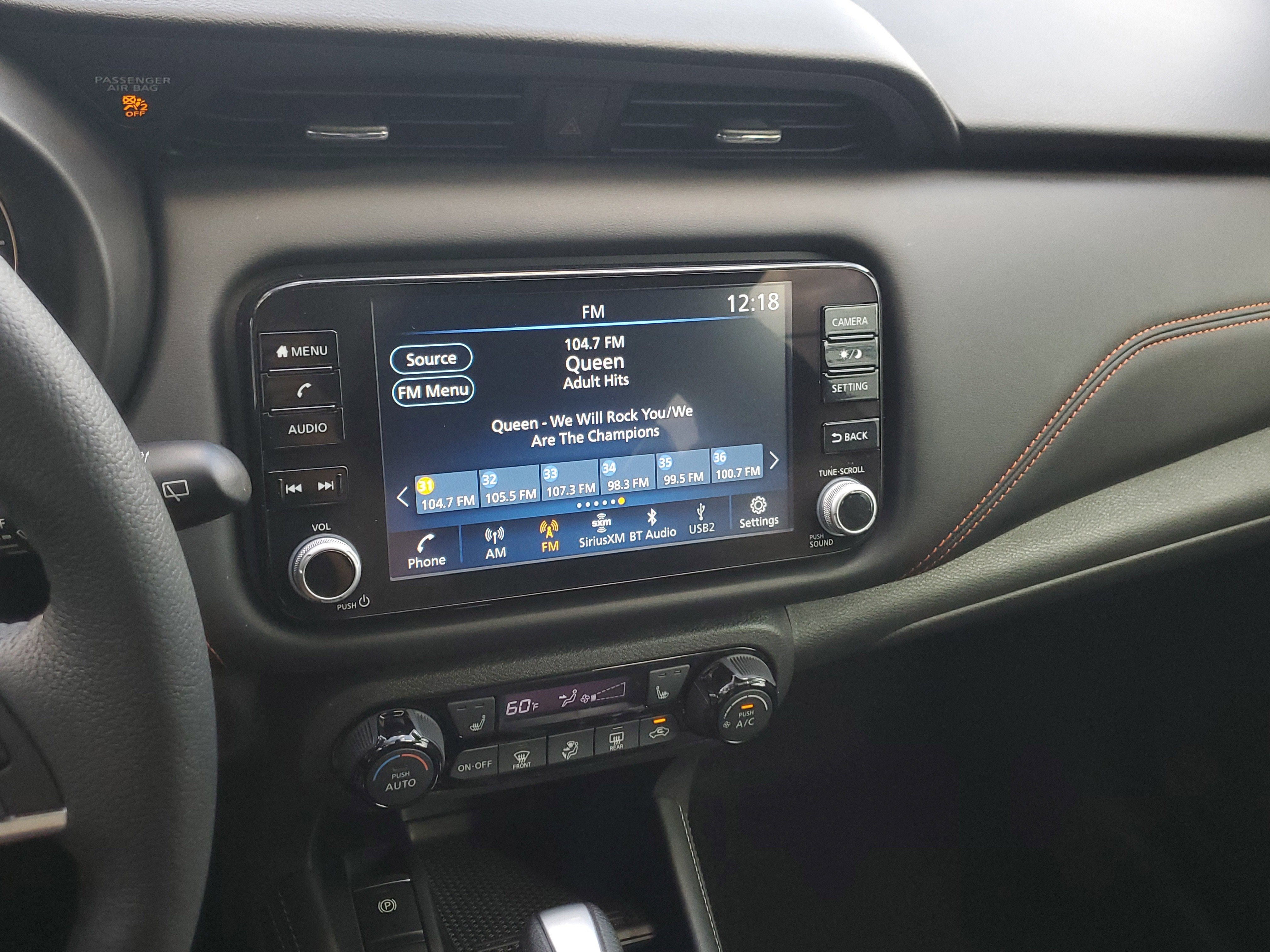 2023 Nissan Kicks SR