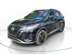 2022 Nissan Kicks SR