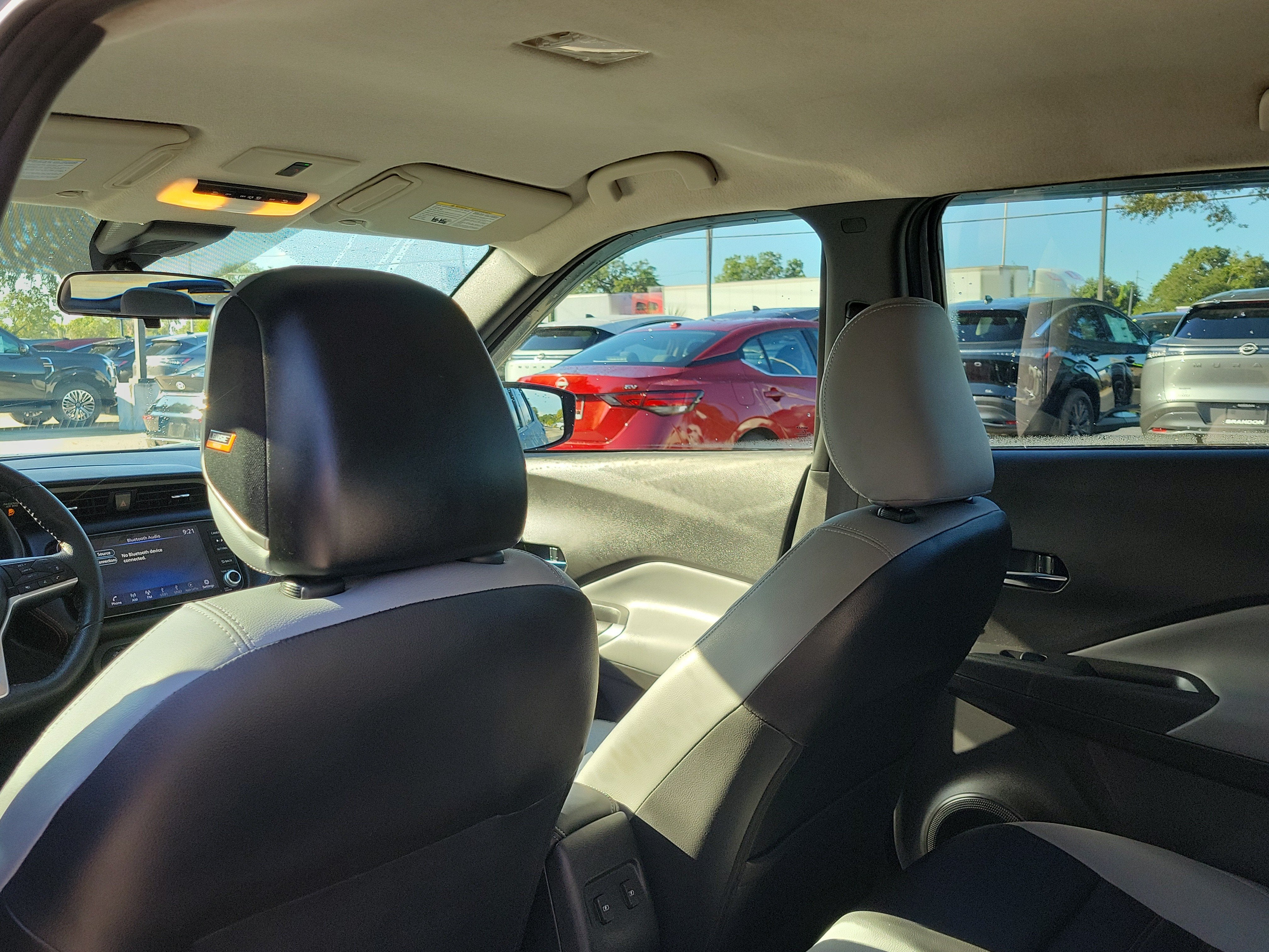 2021 Nissan Kicks SR