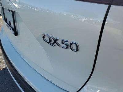 2022 INFINITI QX50 LUXE