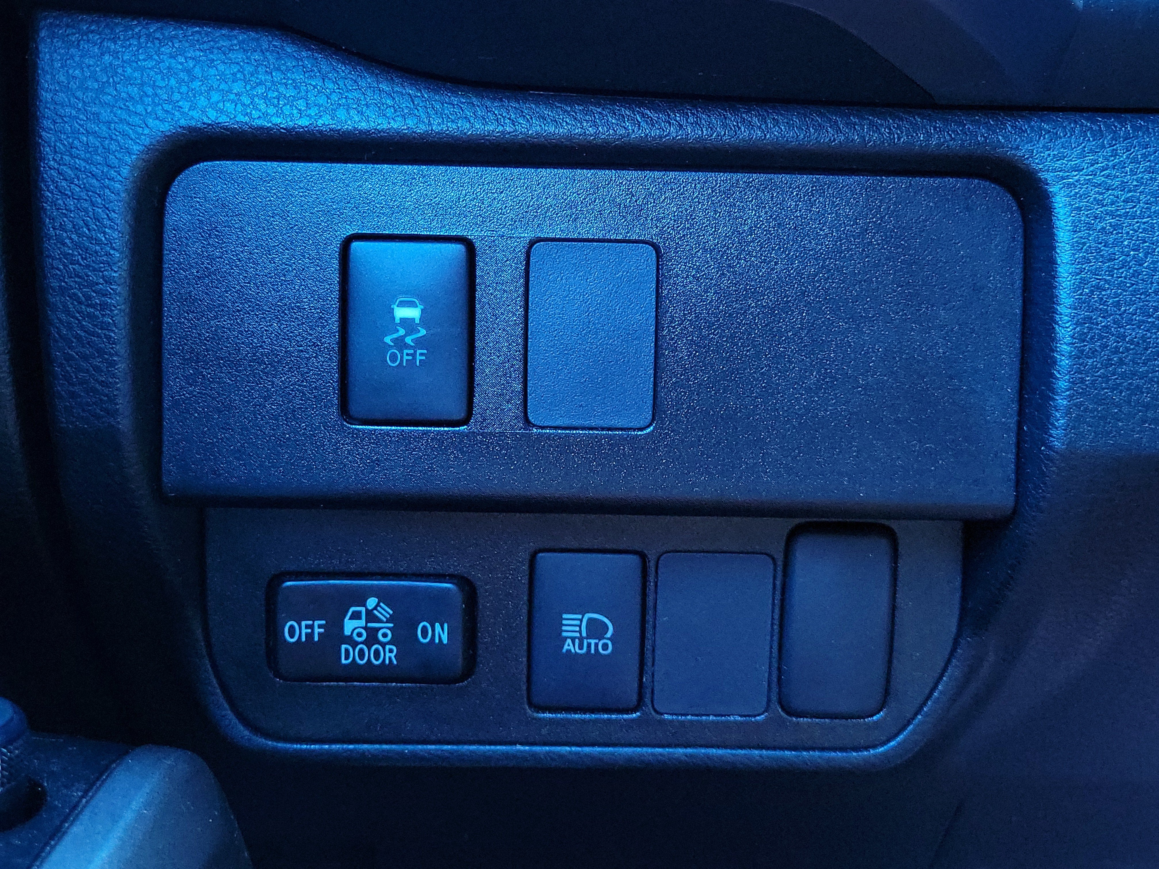 2022 Toyota Tacoma 2WD SR5