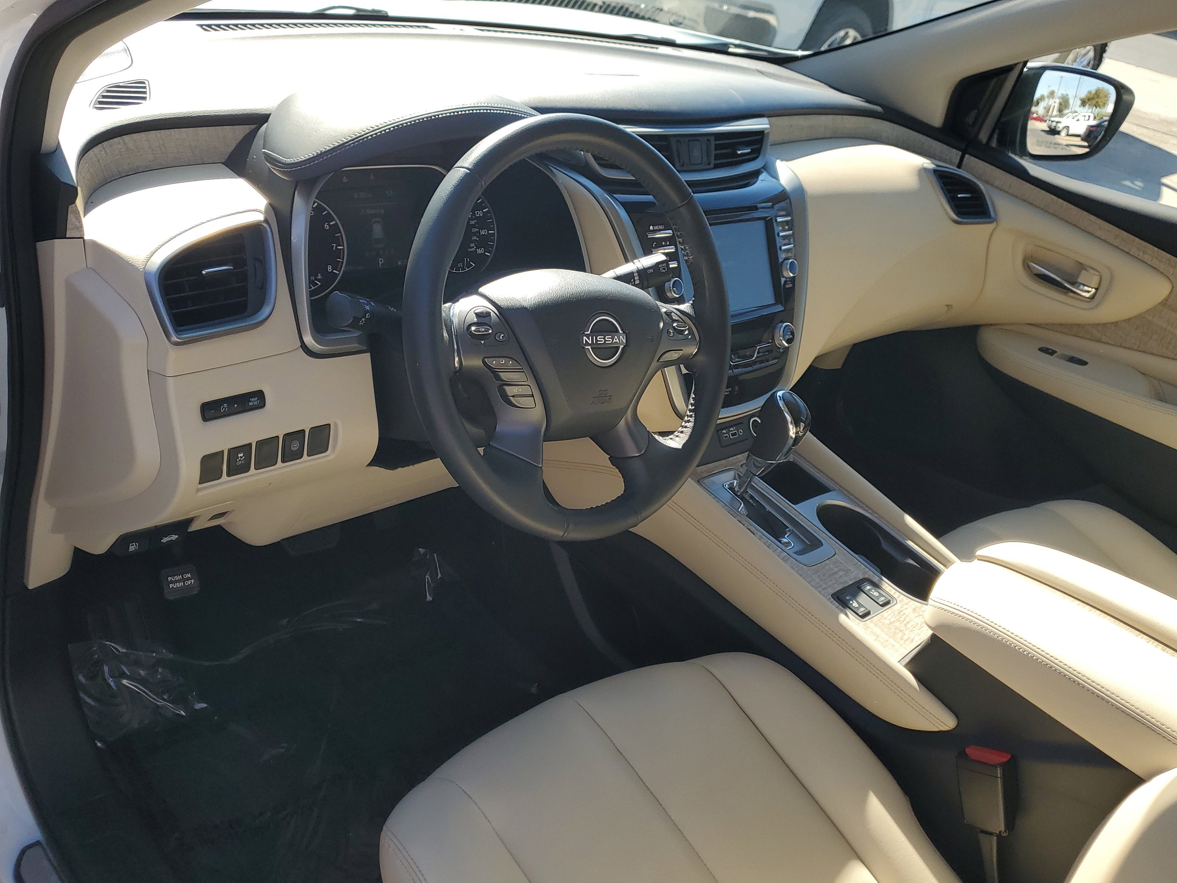 2023 Nissan Murano SV