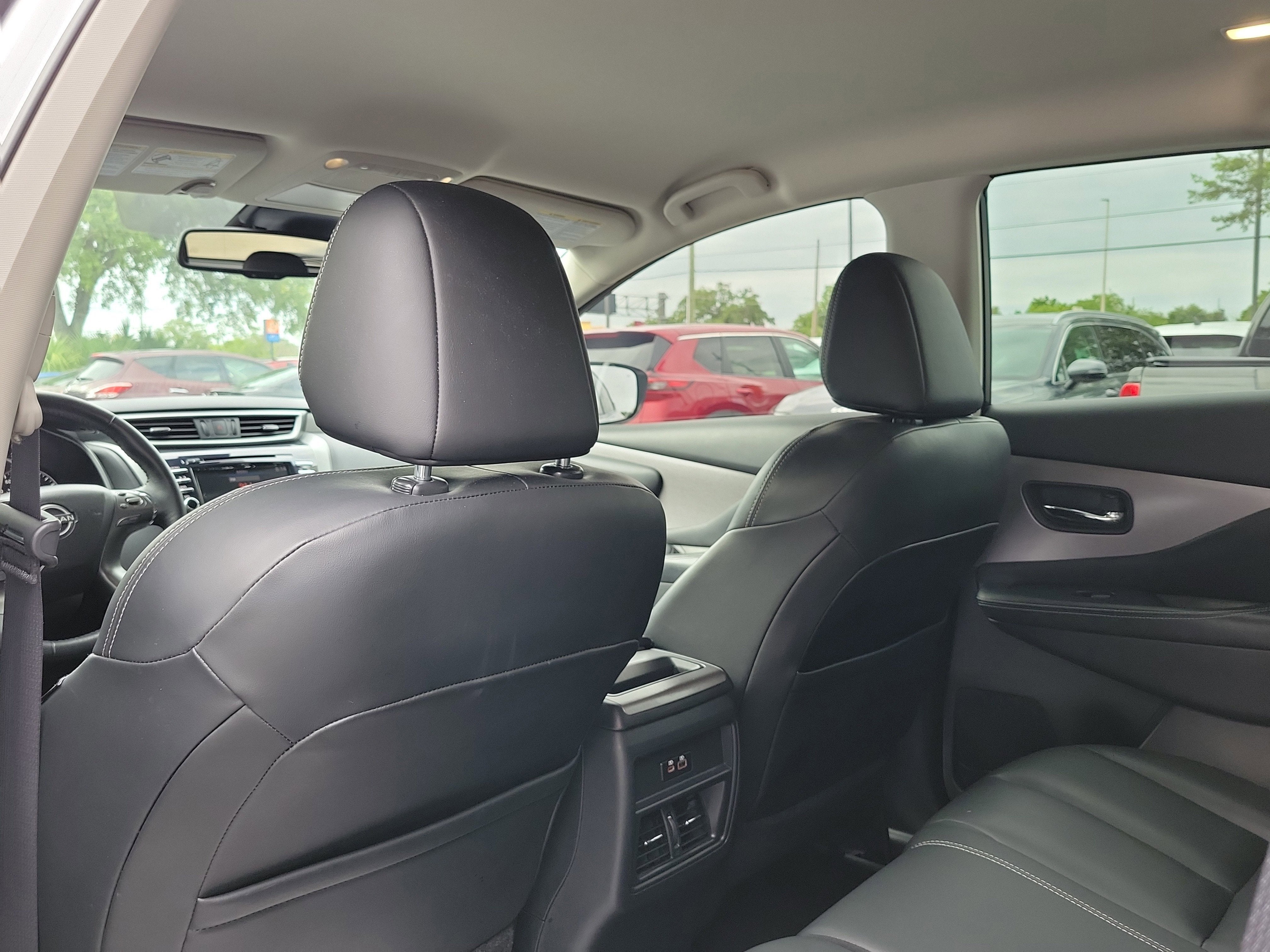 2023 Nissan Murano SV
