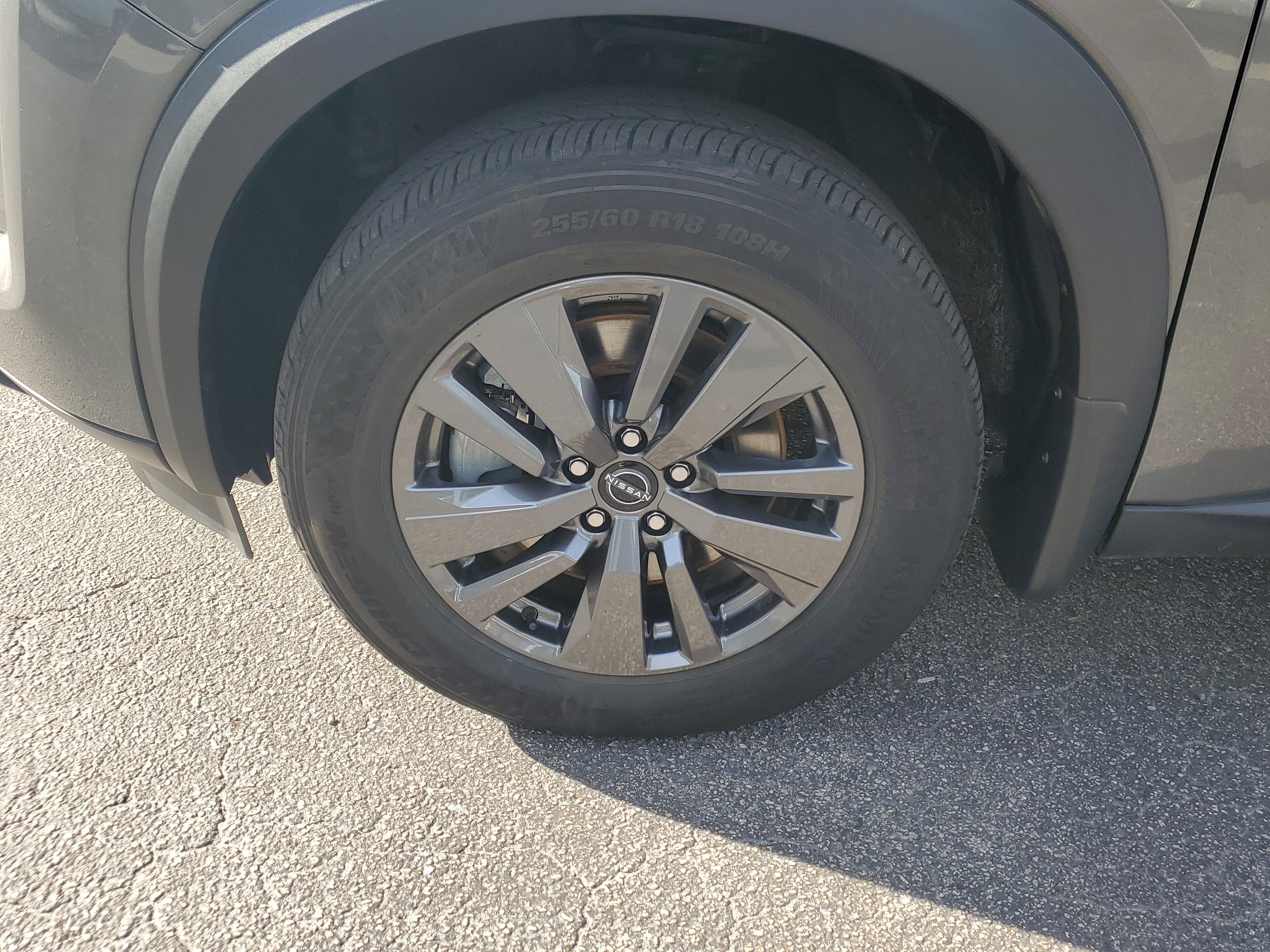 2024 Nissan Pathfinder S