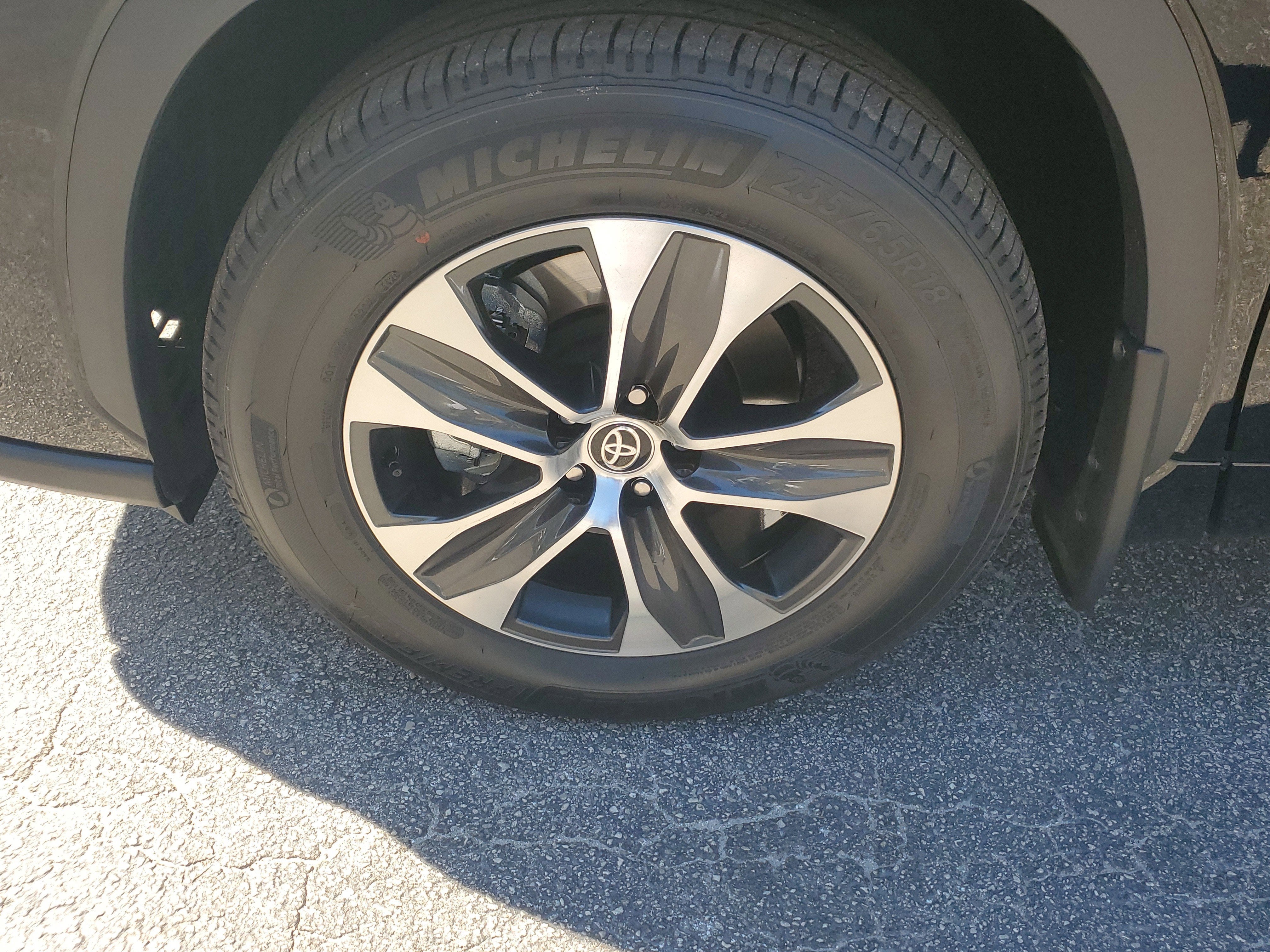 2026 Toyota Highlander XLE