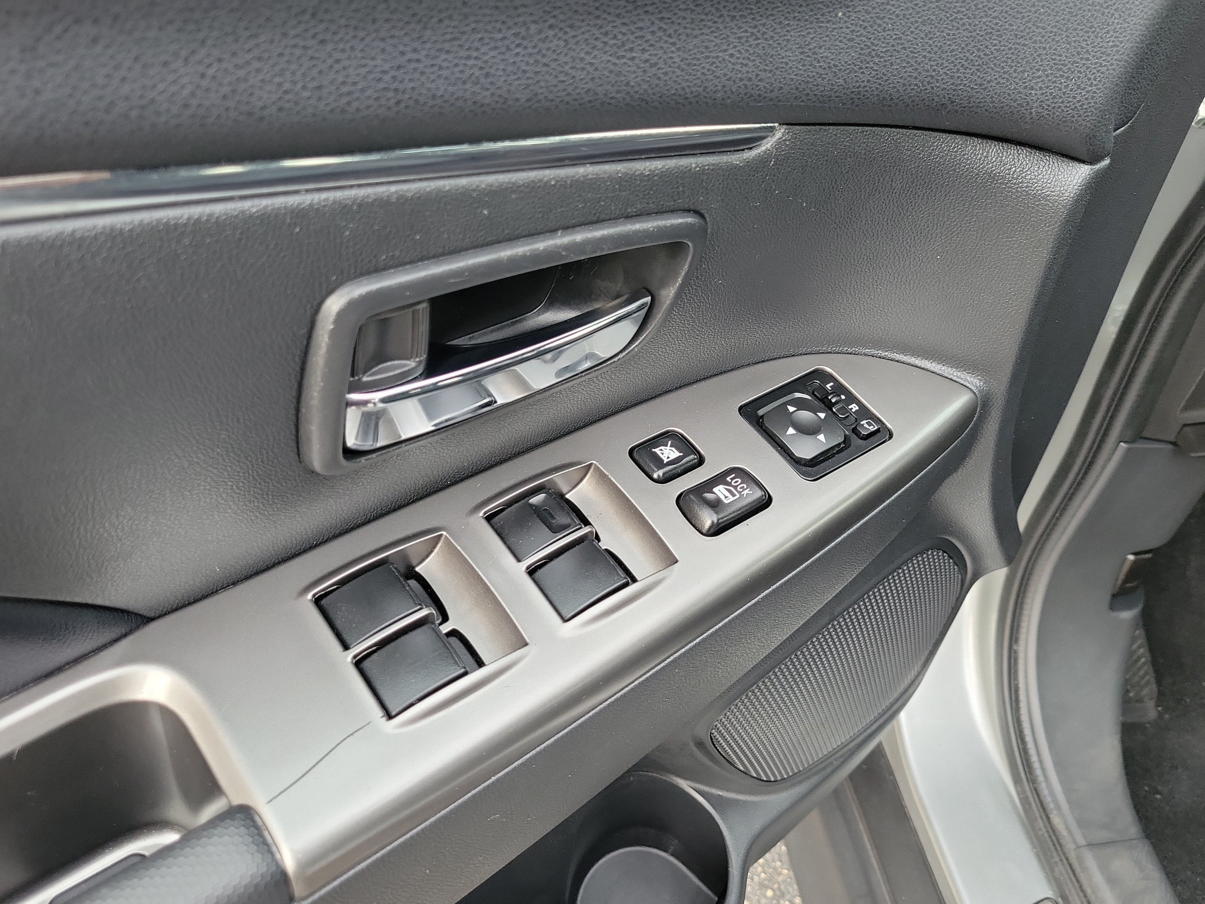 2024 Mitsubishi Outlander Sport SEL