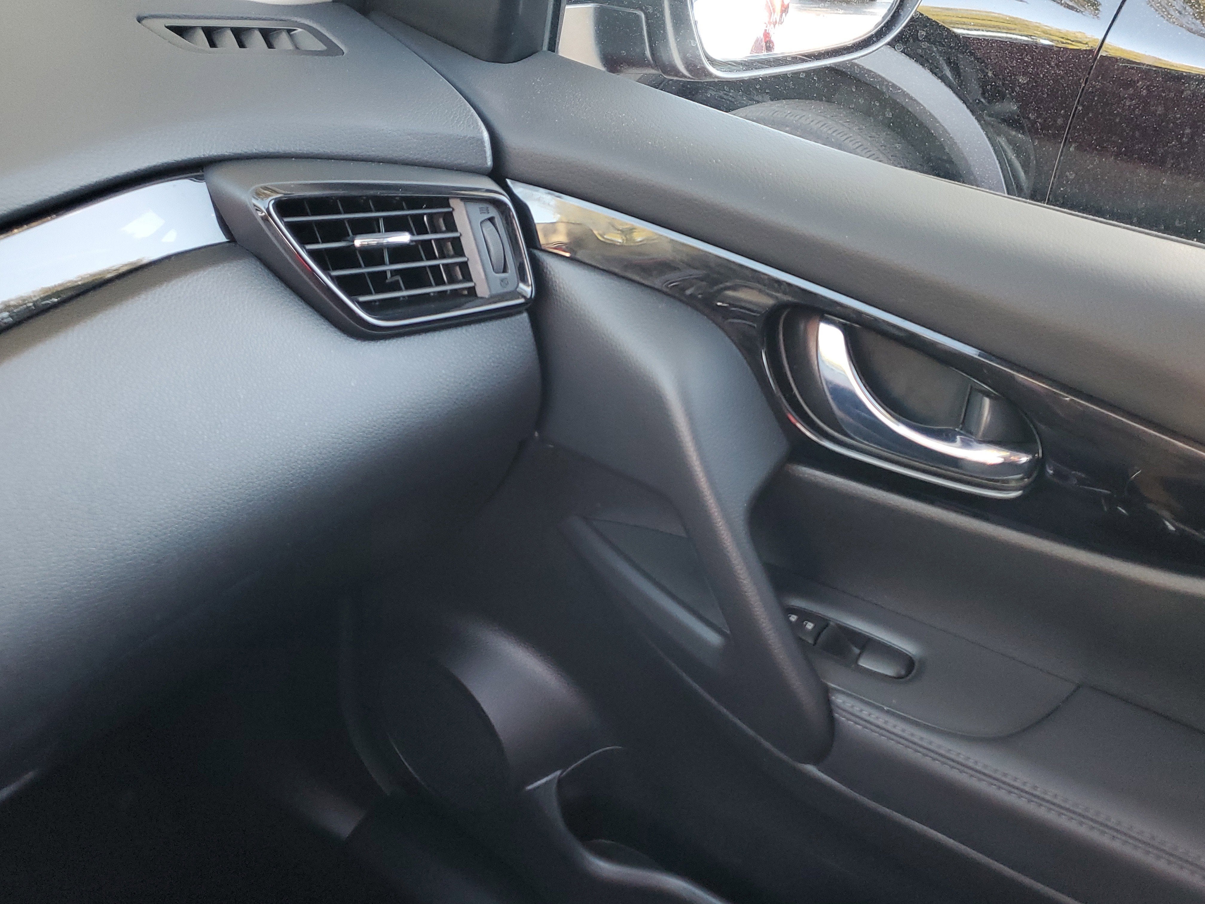 2018 Nissan Rogue Sport SV