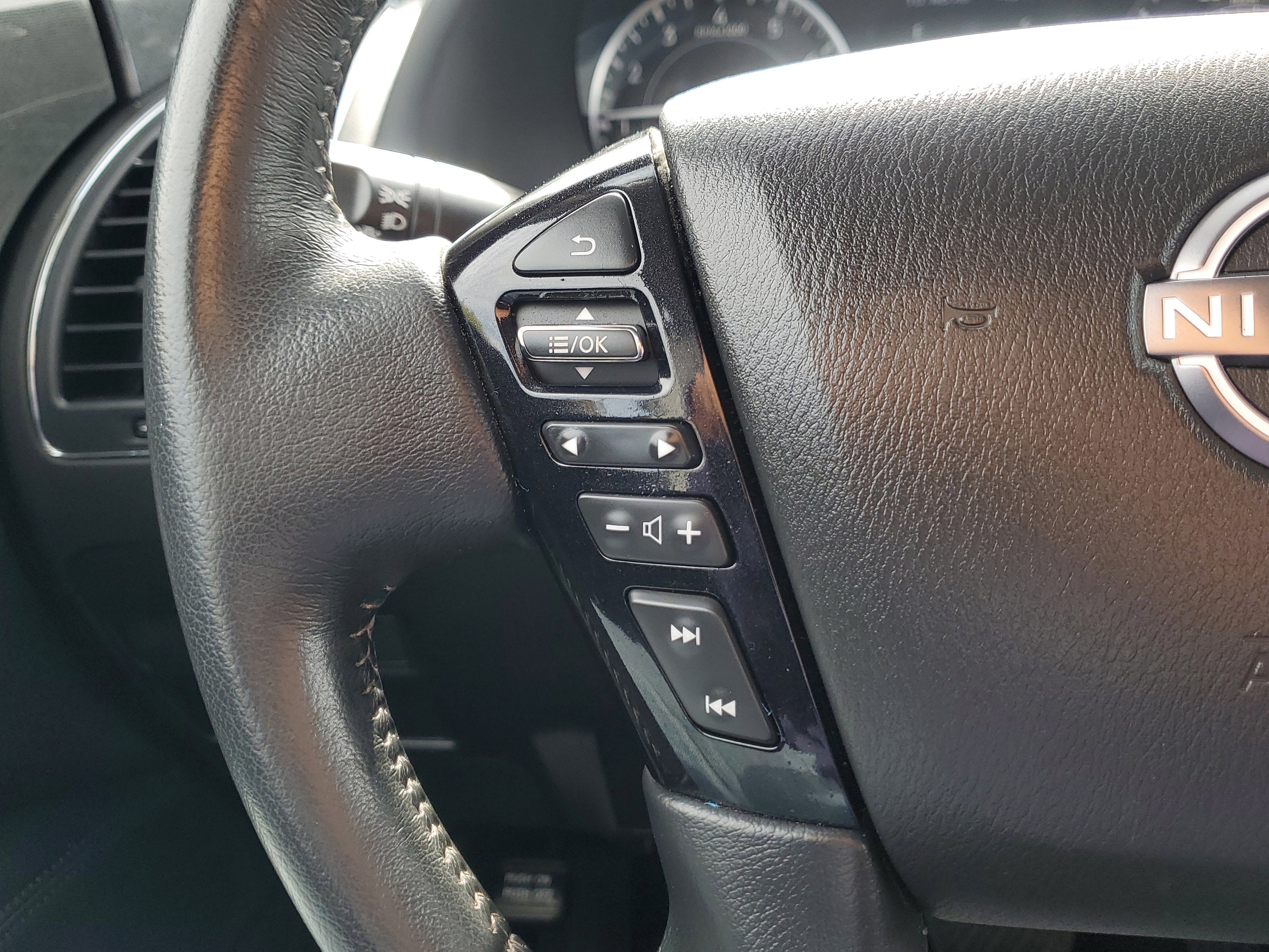 2021 Nissan Armada SV