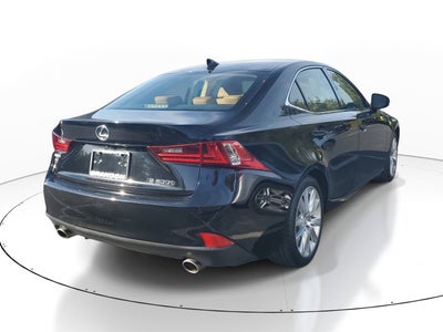 2016 Lexus IS 200t 200t