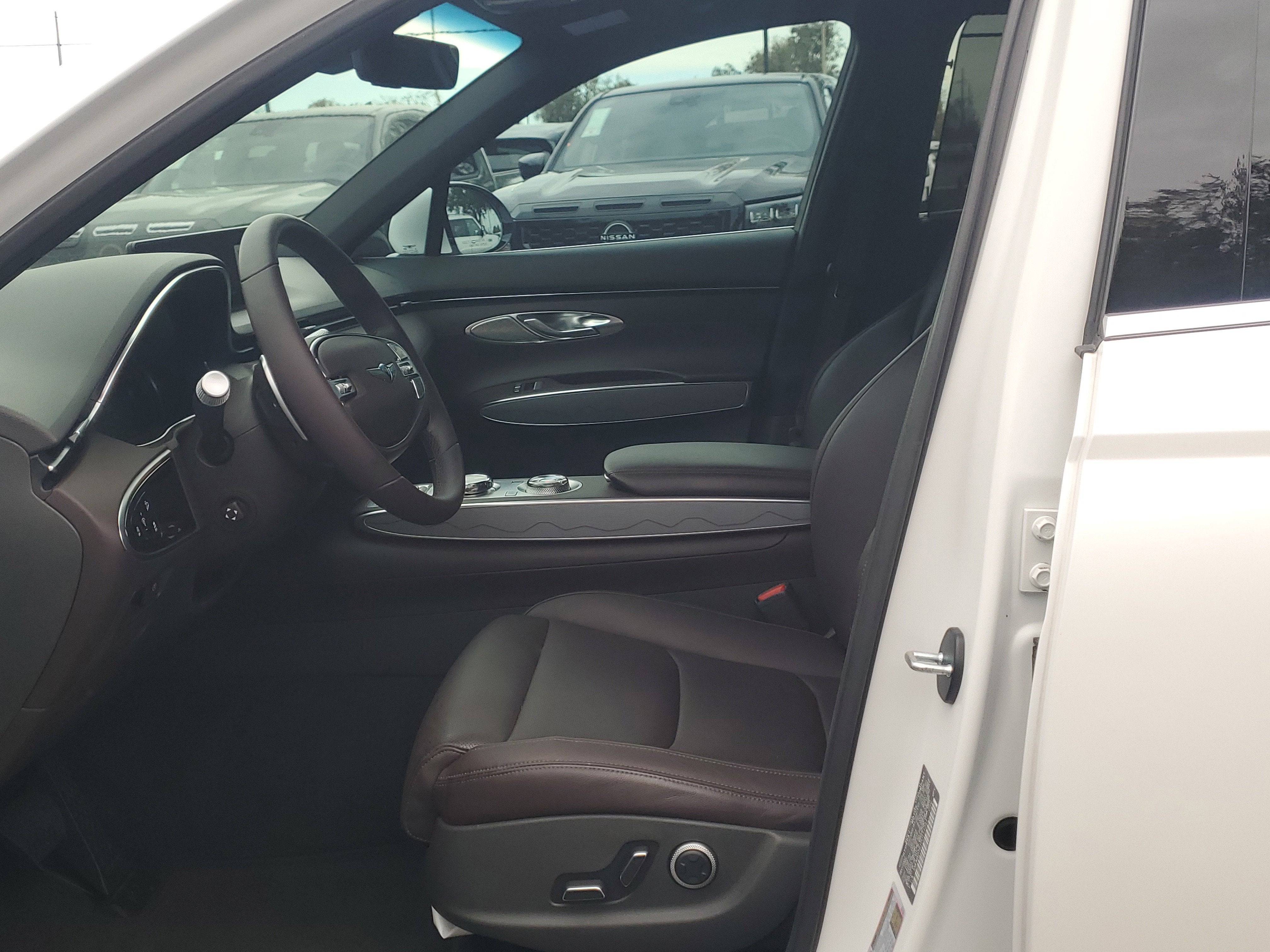 2023 Genesis GV70 2.5T