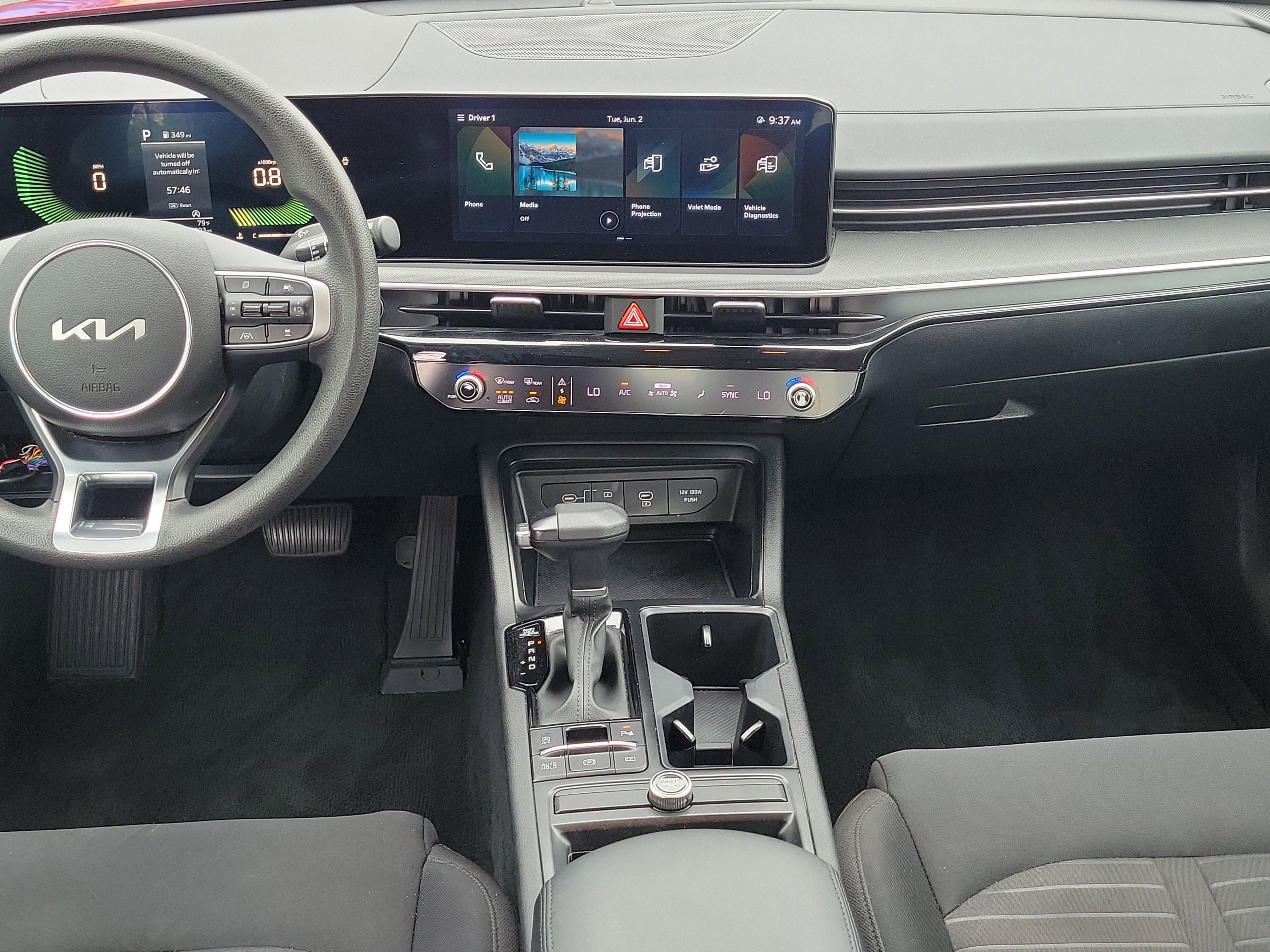 2025 Kia K5 LXS