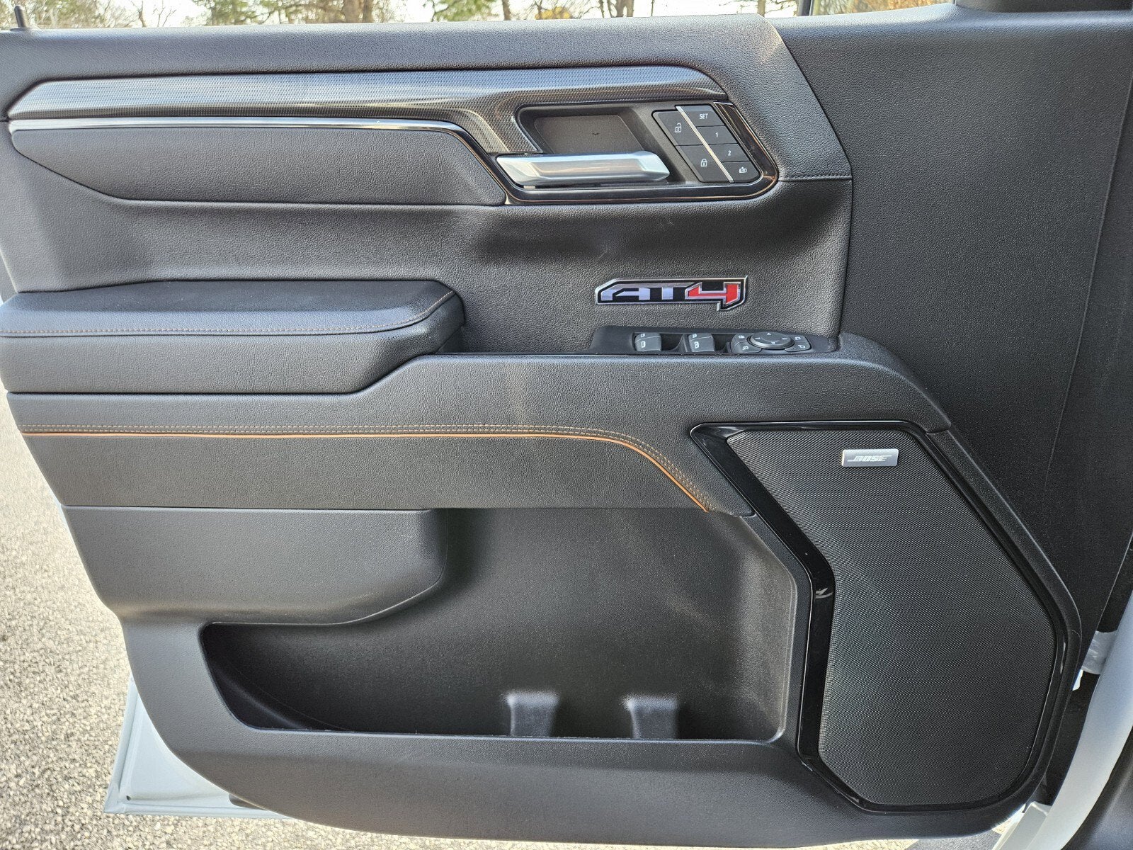 2023 GMC Sierra 1500 AT4