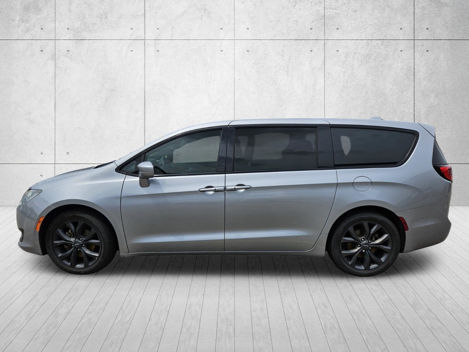 2019 Chrysler Pacifica Touring Plus