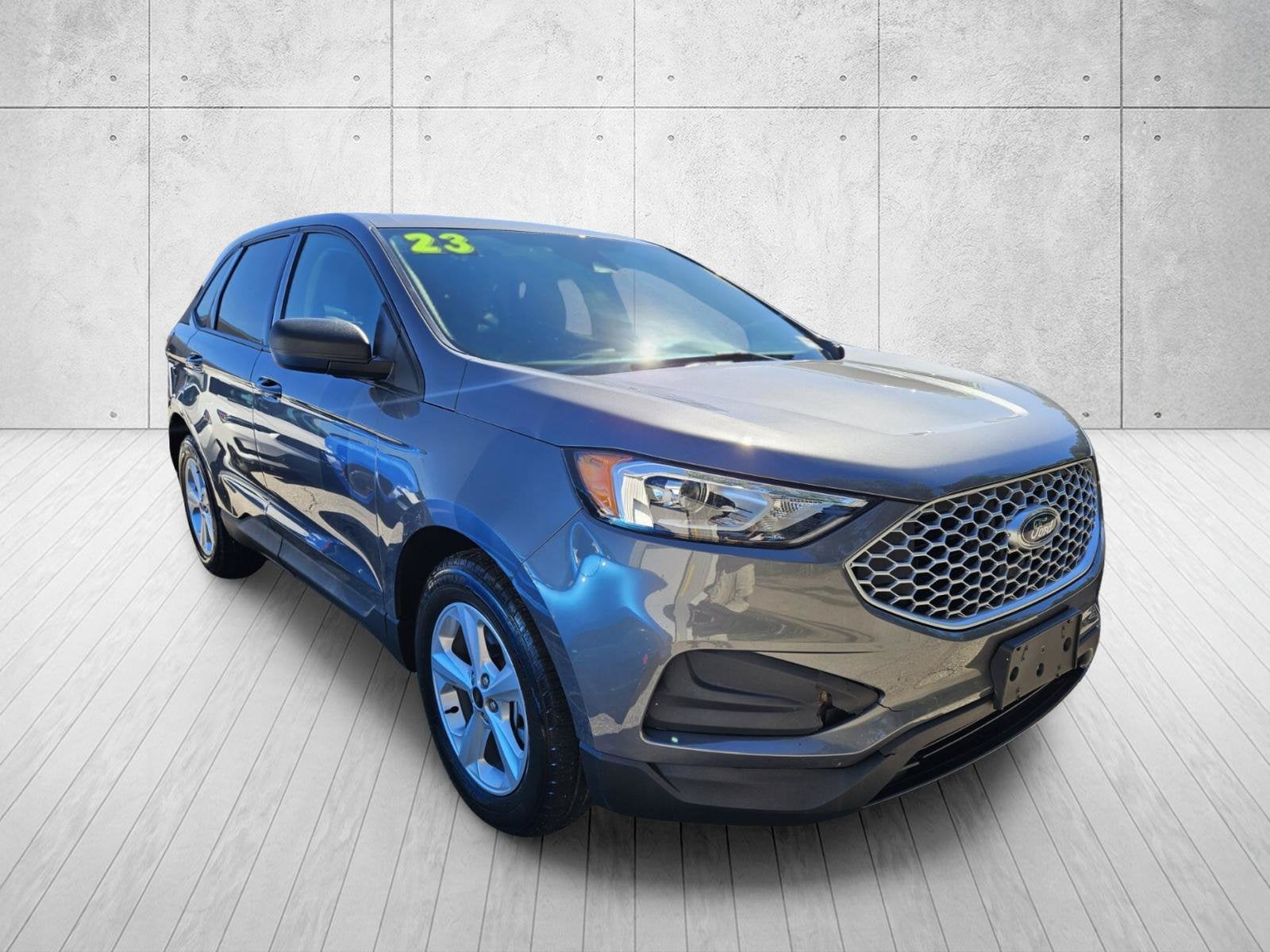2023 Ford Edge SE