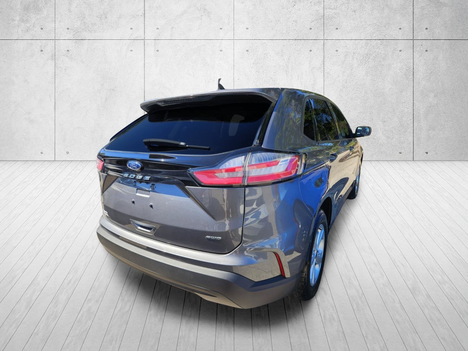 2023 Ford Edge SE
