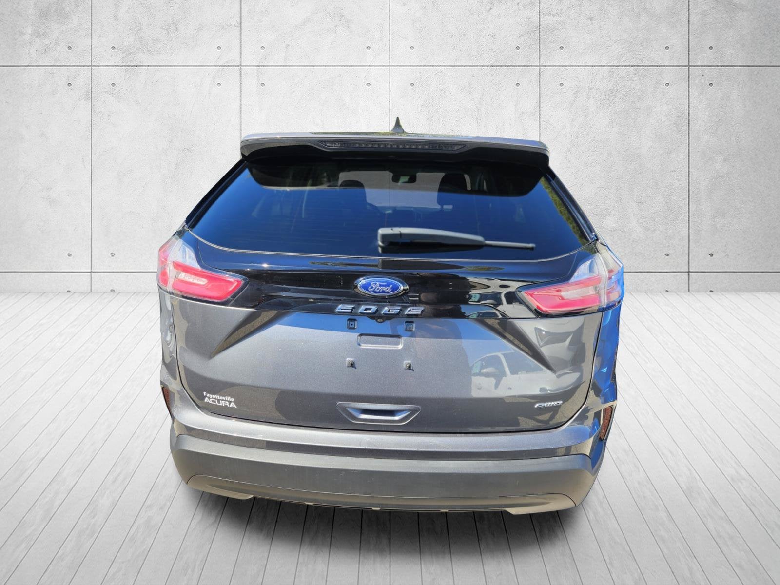 2023 Ford Edge SE