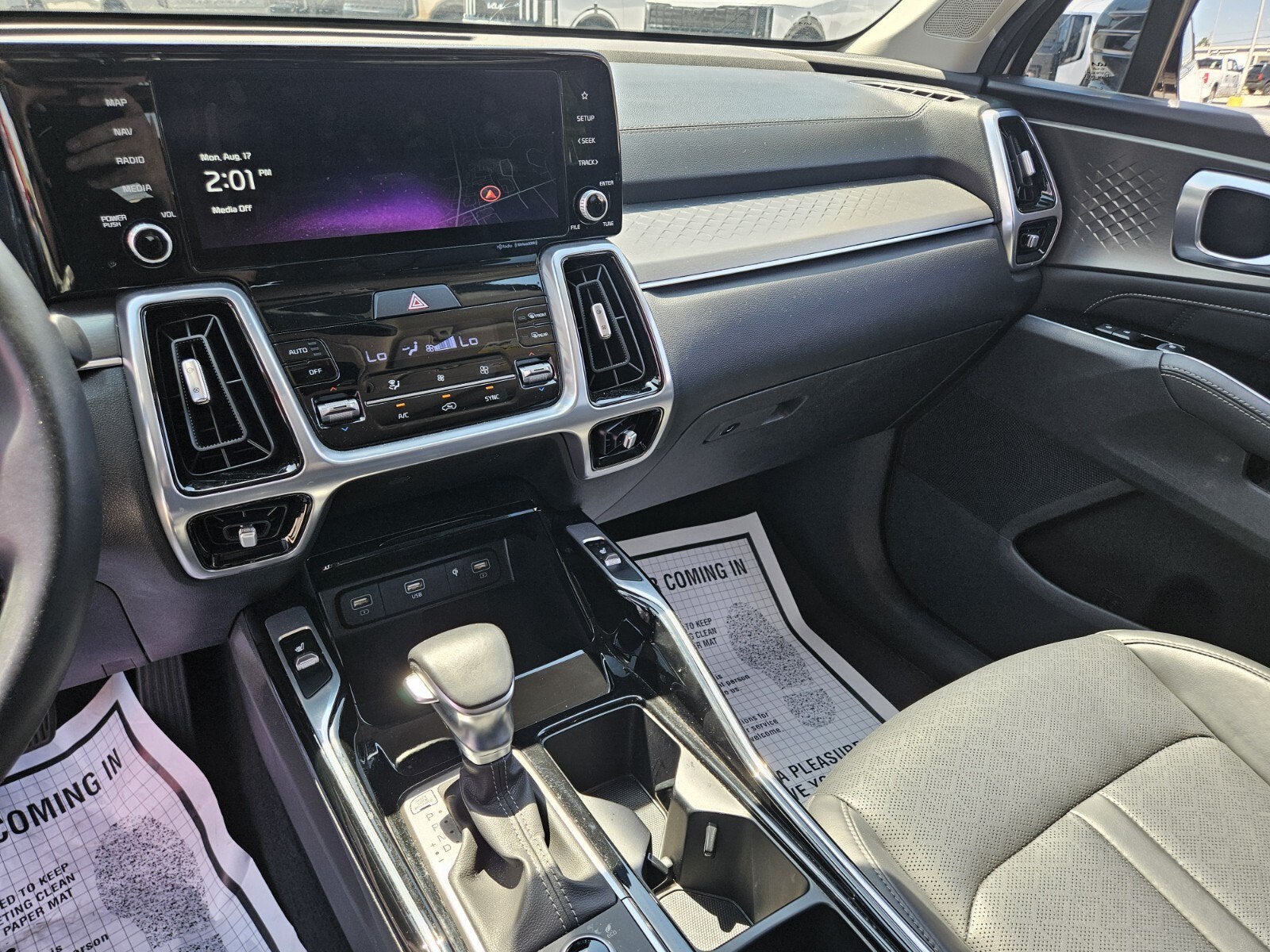 2023 Kia Sorento SX