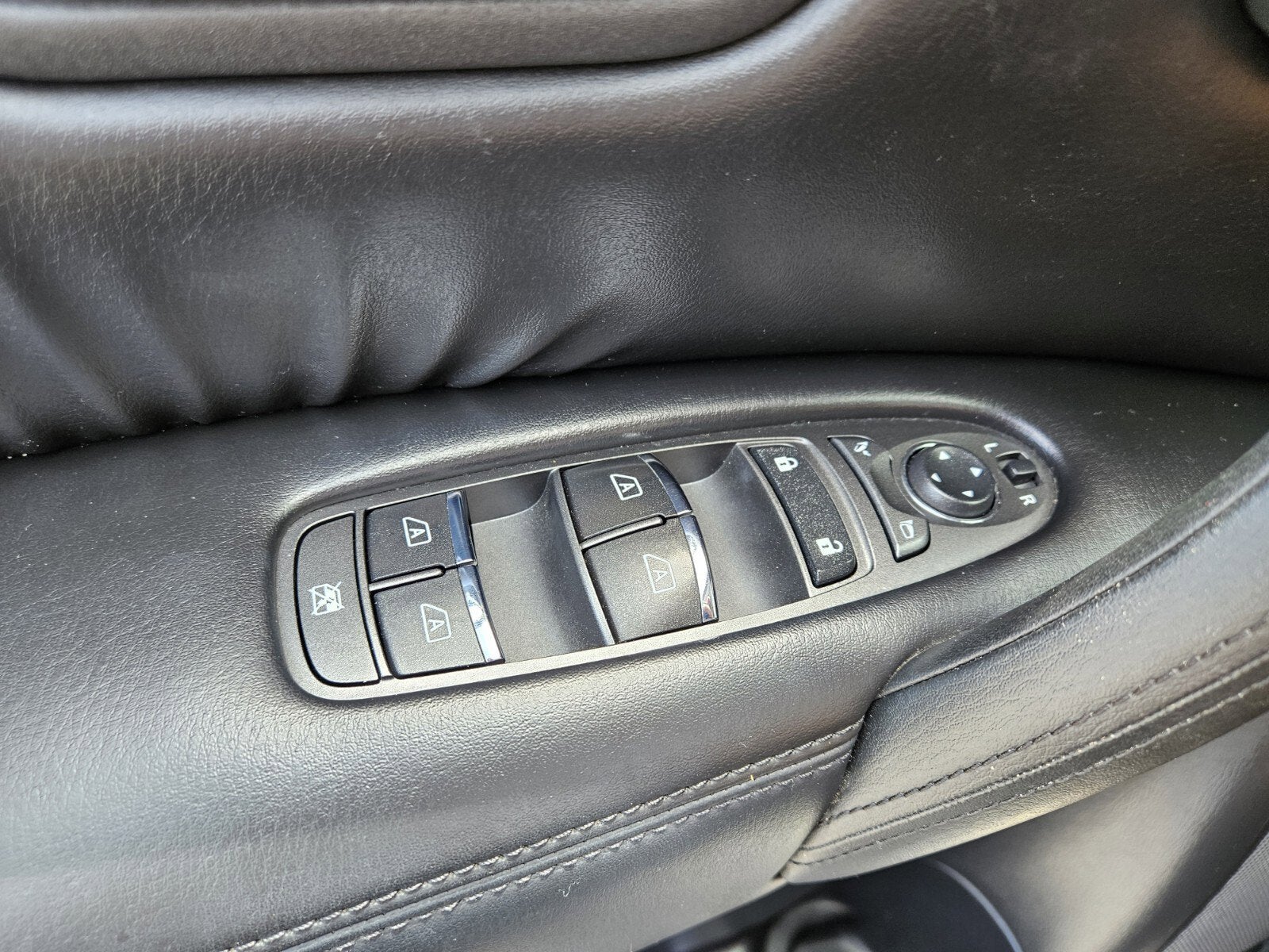 2022 Nissan Armada SL