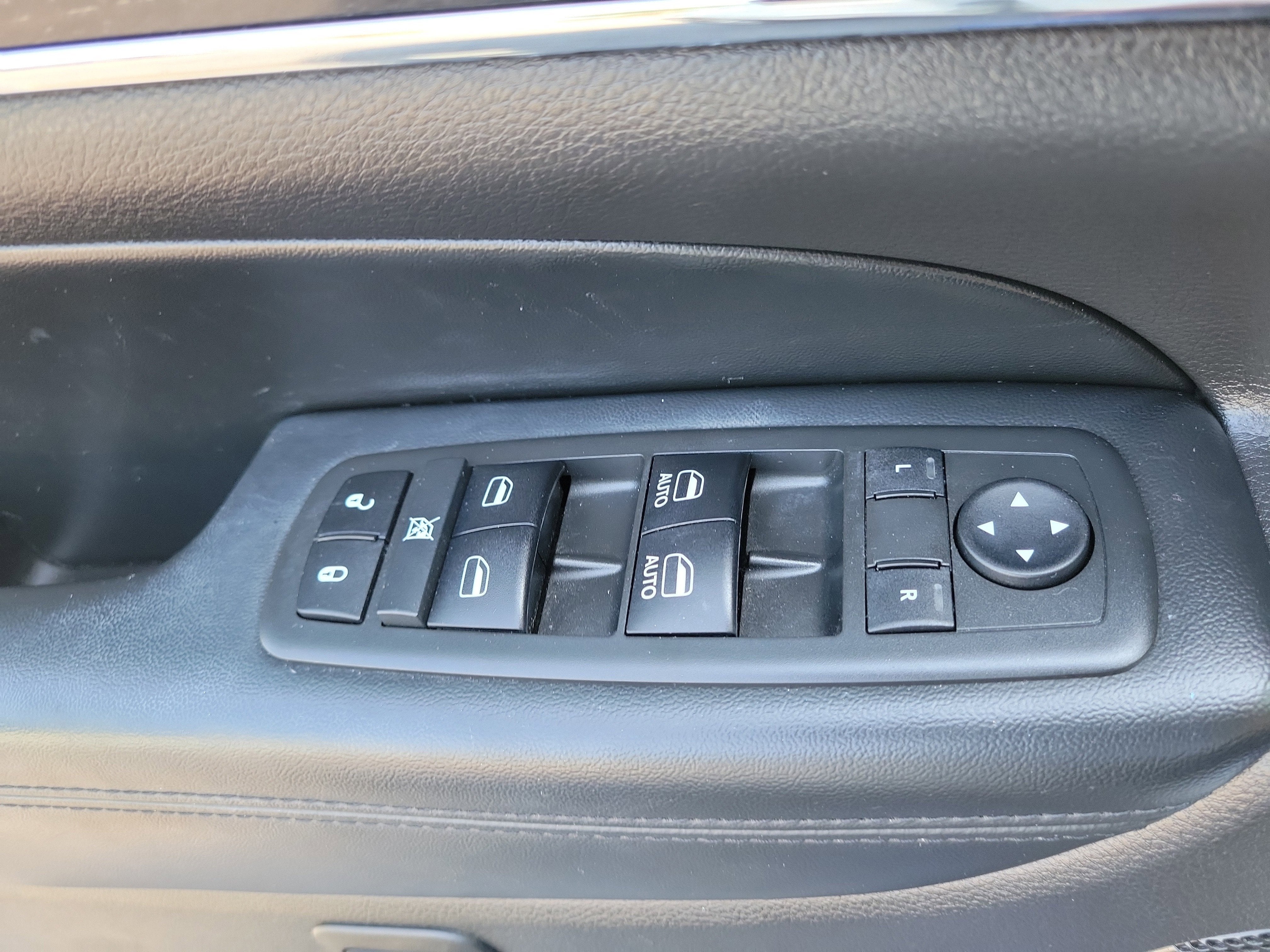 2018 Jeep Grand Cherokee Sterling Edition