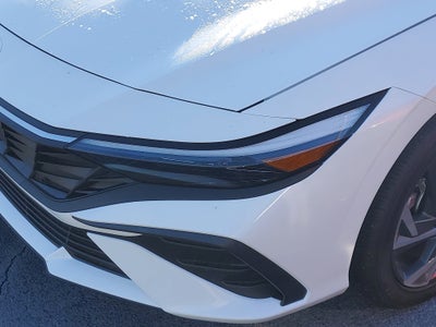 2025 Hyundai Elantra SEL Sport