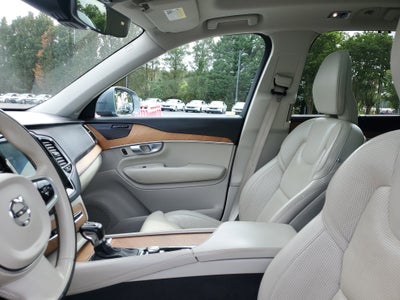 2019 Volvo XC90 Inscription