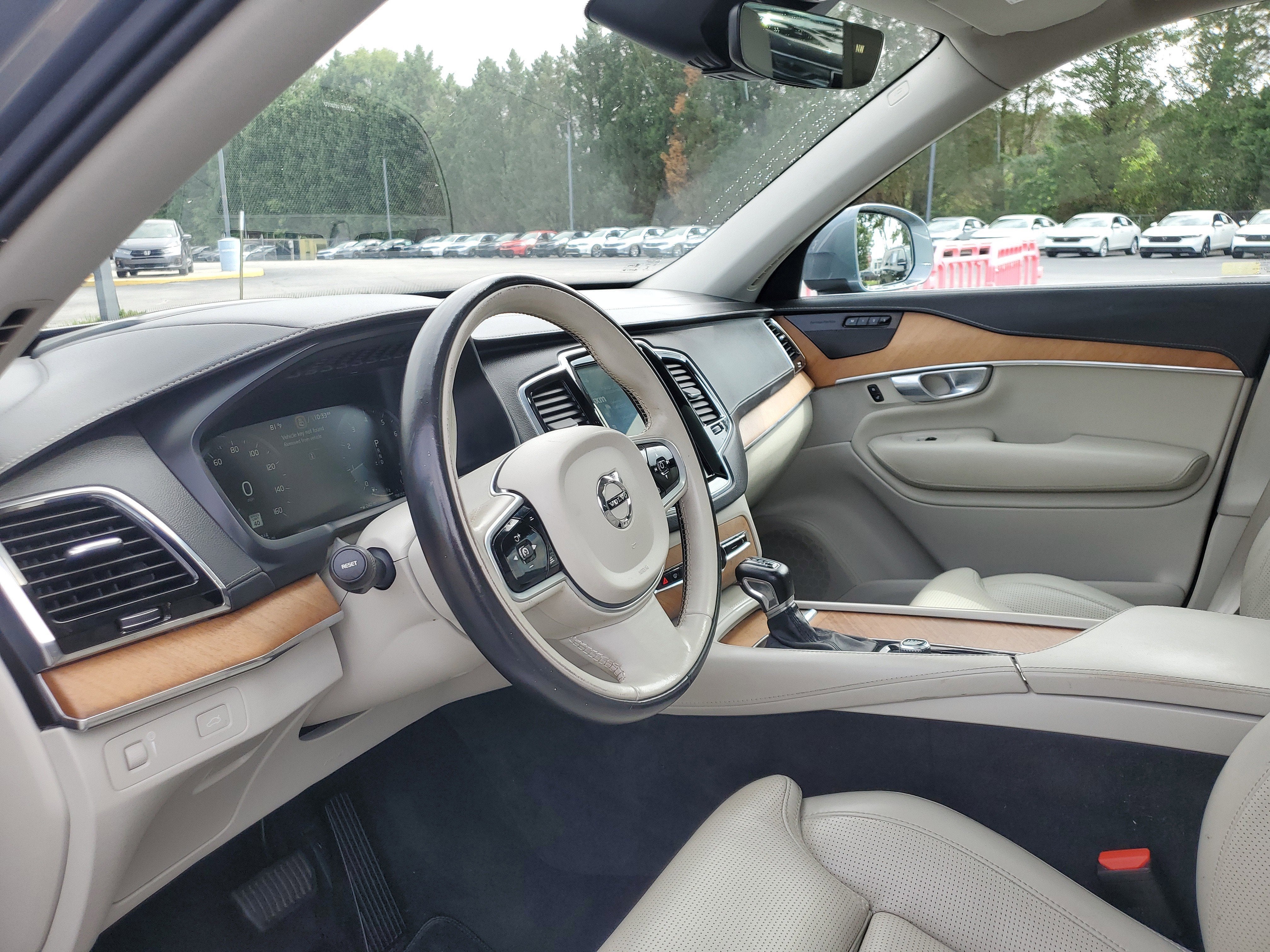 2019 Volvo XC90 Inscription