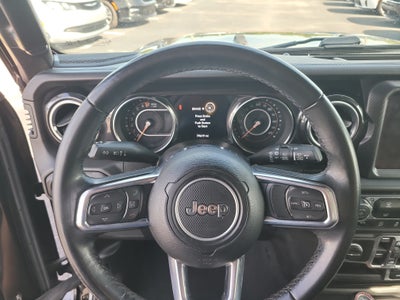 2020 Jeep Wrangler Unlimited Sahara Altitude