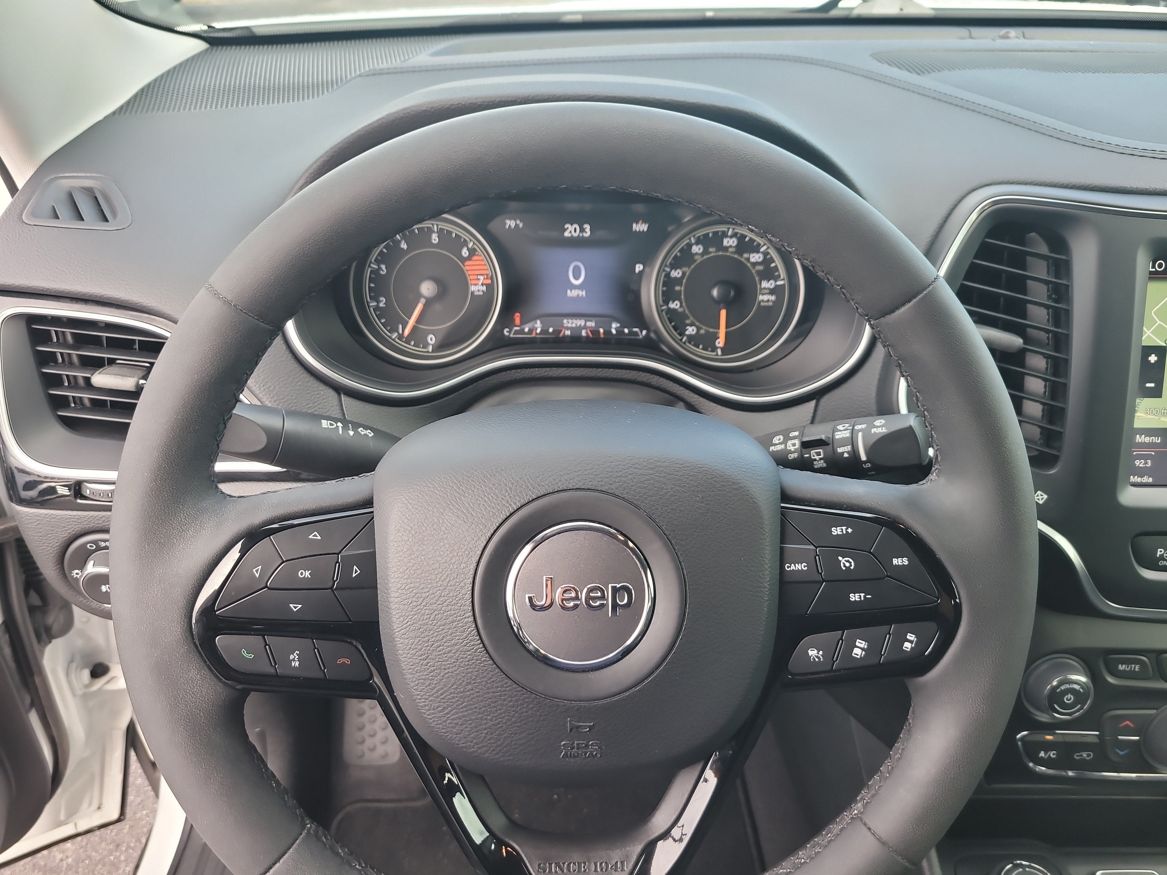 2023 Jeep Cherokee Altitude Lux