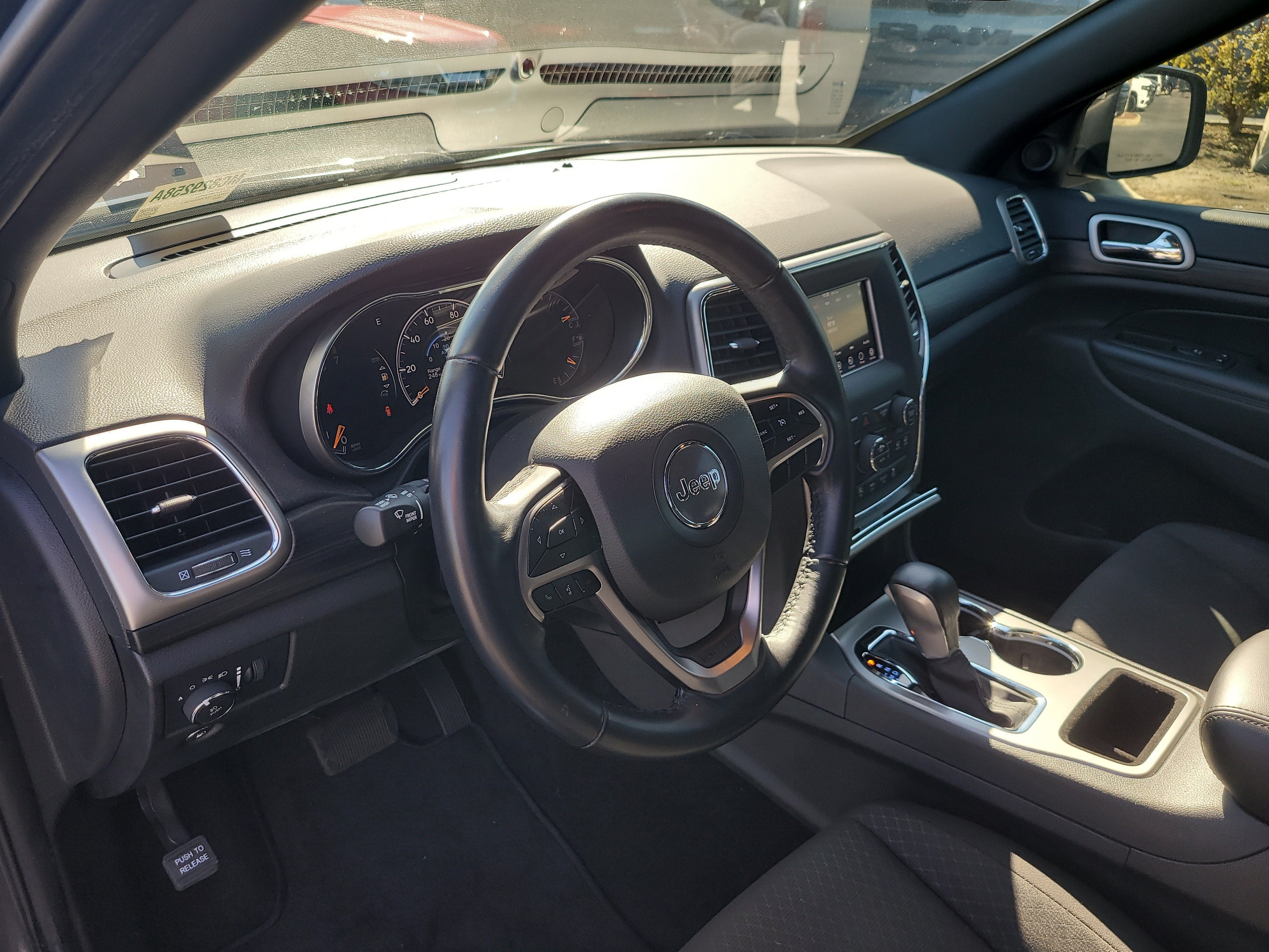 2021 Jeep Grand Cherokee Laredo E