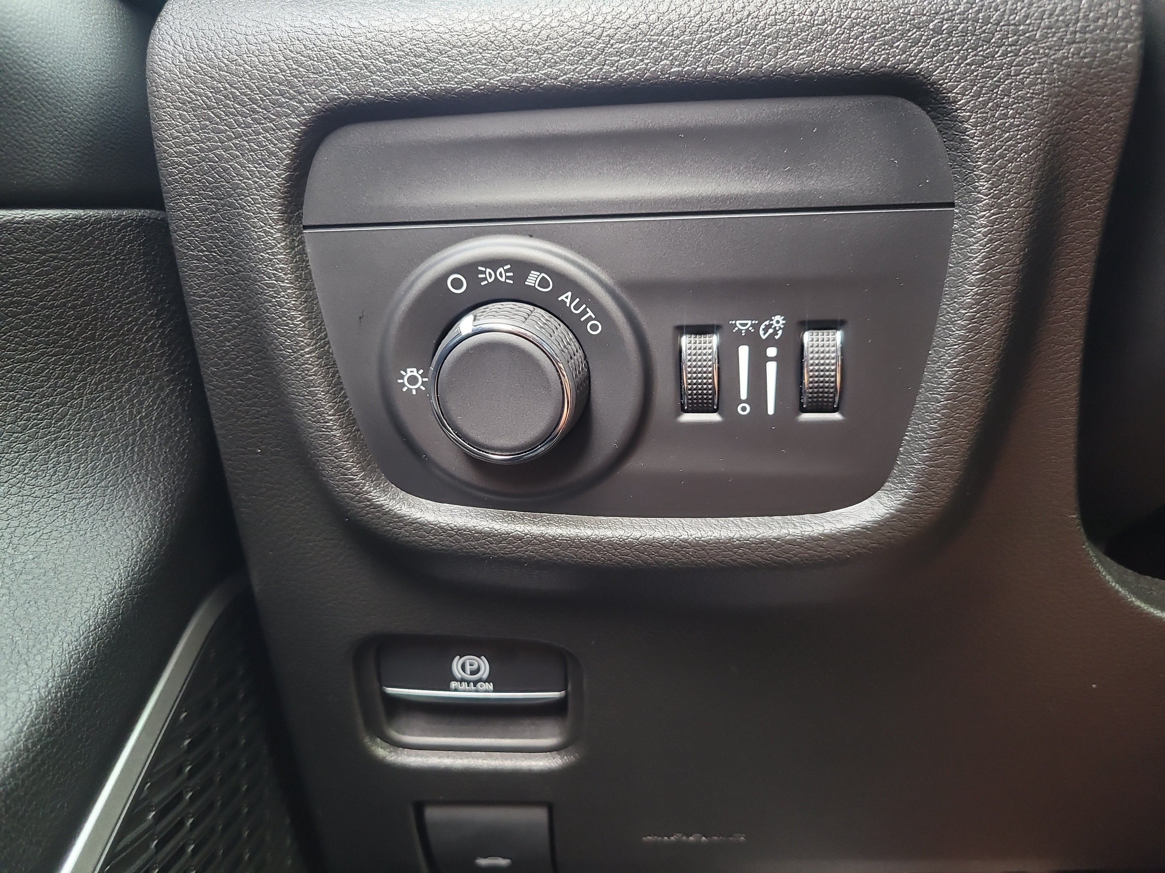 2022 Jeep Grand Cherokee Altitude