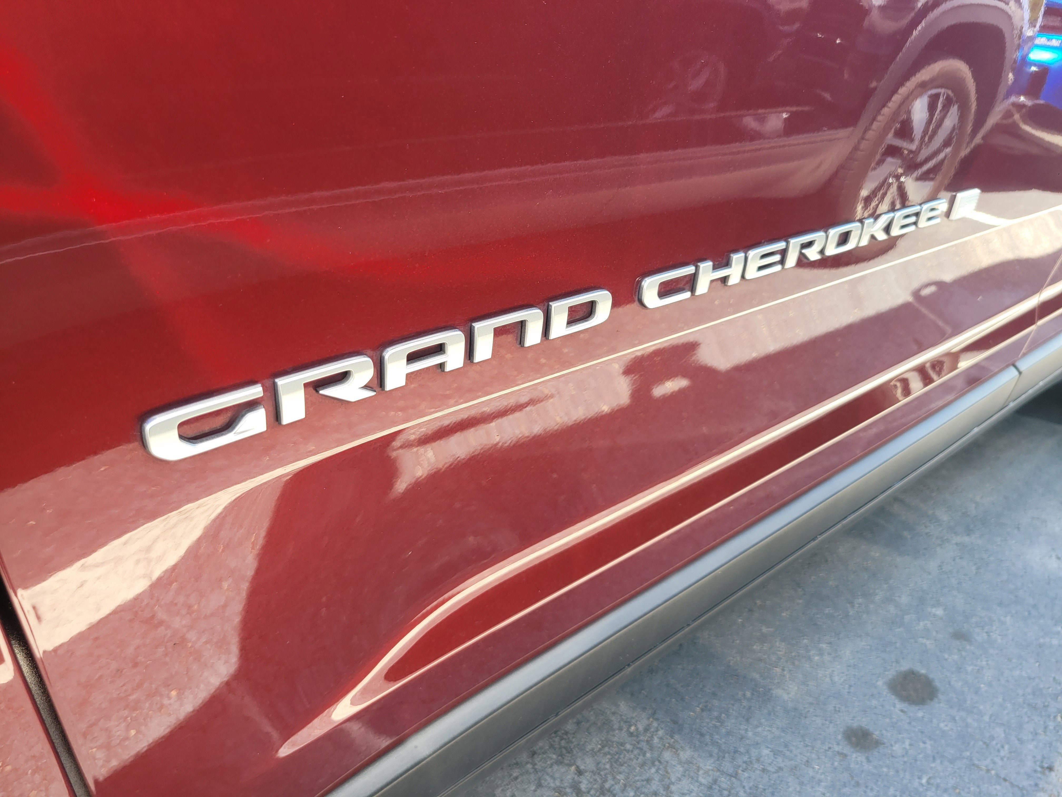 2024 Jeep Grand Cherokee L Laredo