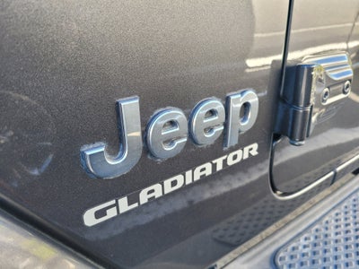 2022 Jeep Gladiator Overland