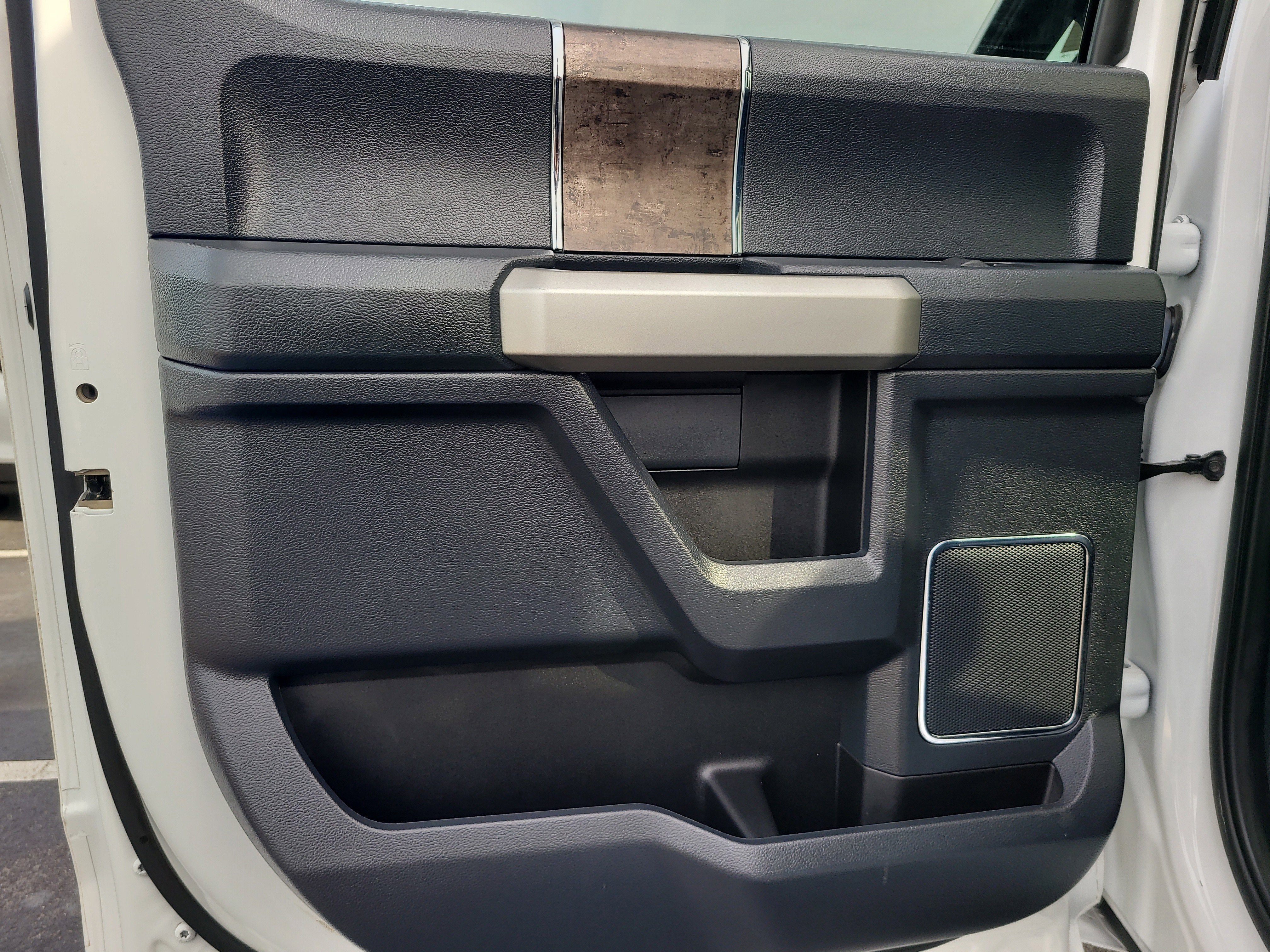2022 Ford Super Duty F-250 SRW LARIAT