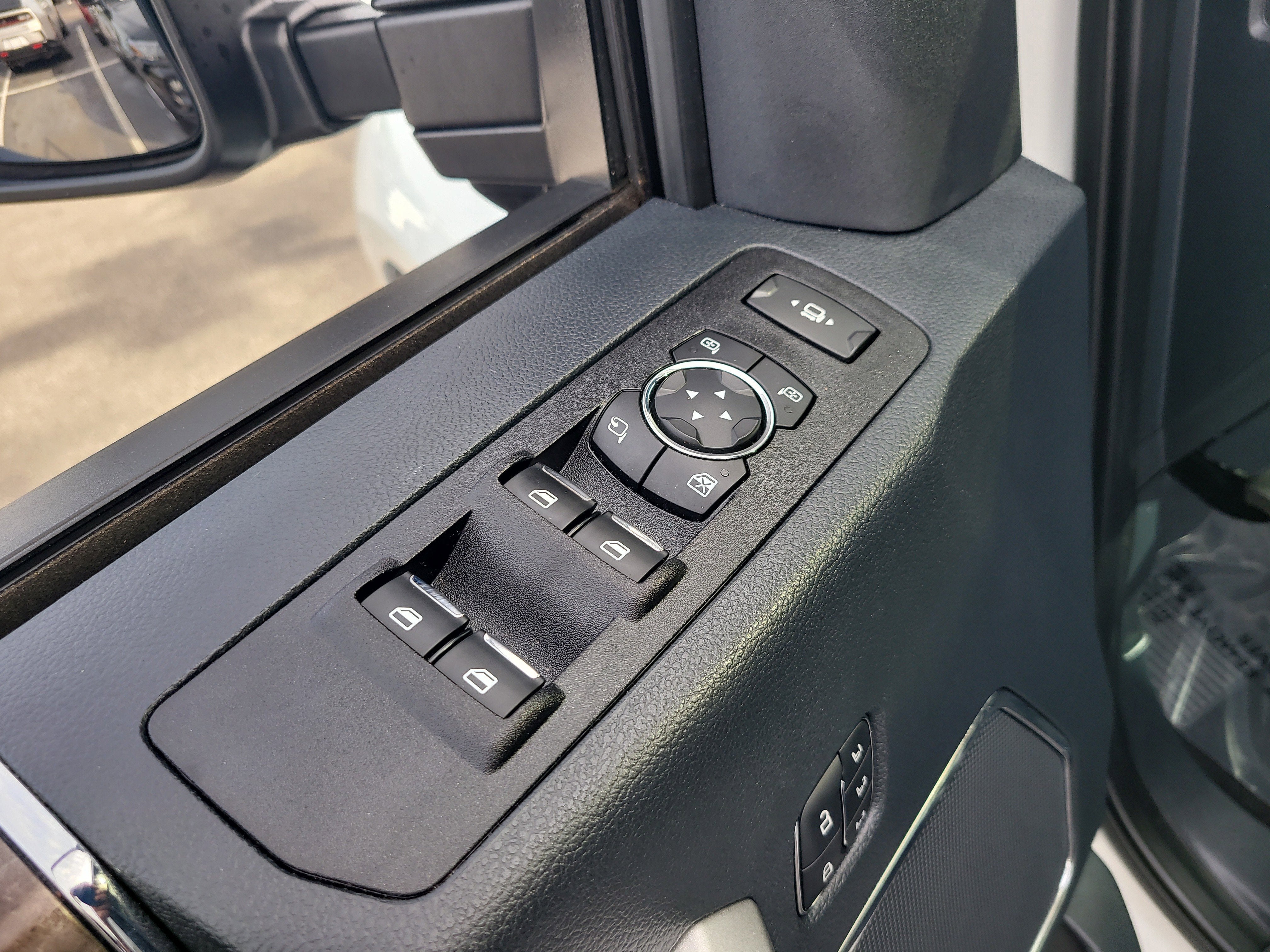 2022 Ford Super Duty F-250 SRW LARIAT
