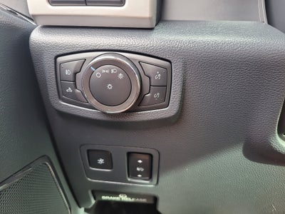 2022 Ford Super Duty F-250 SRW LARIAT
