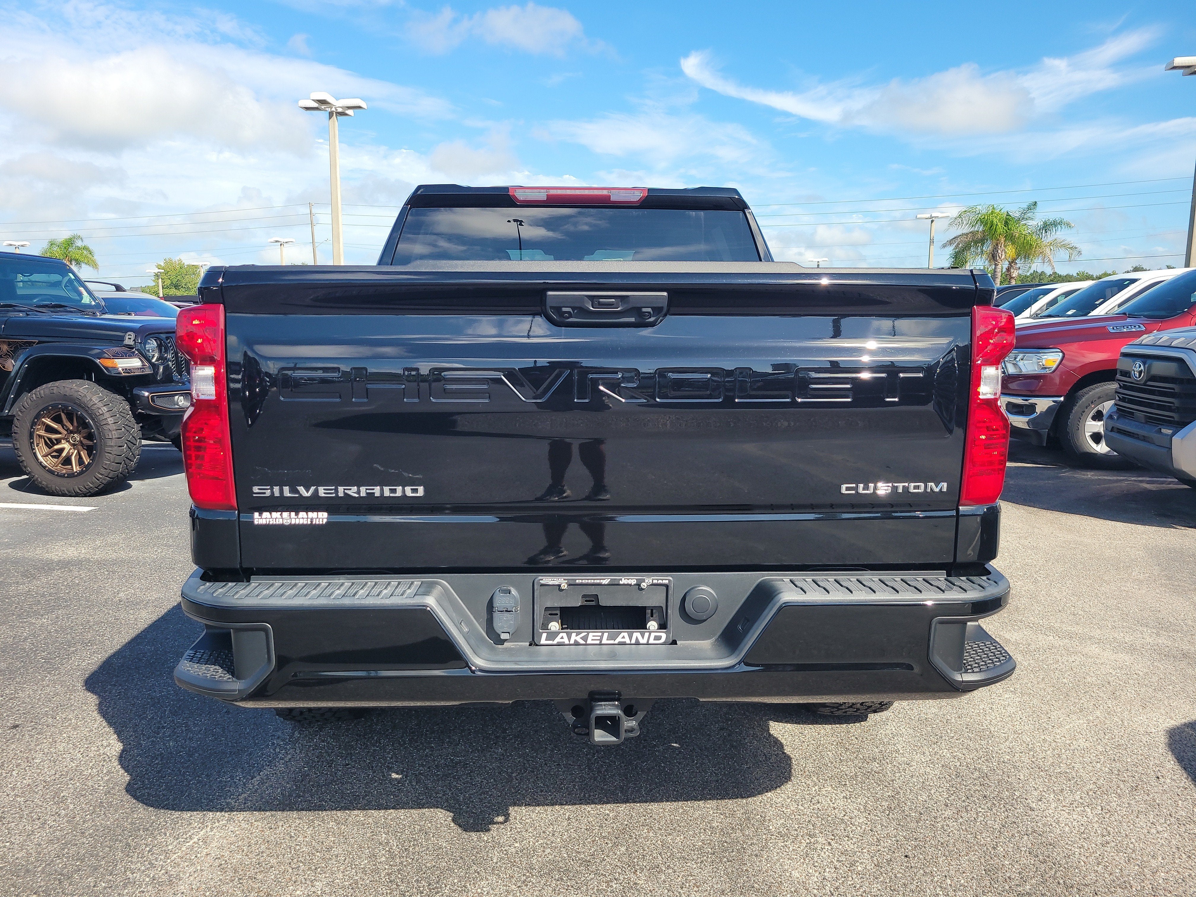 2024 Chevrolet Silverado 1500 Custom