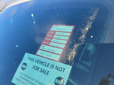 2023 GMC Yukon XL SLT