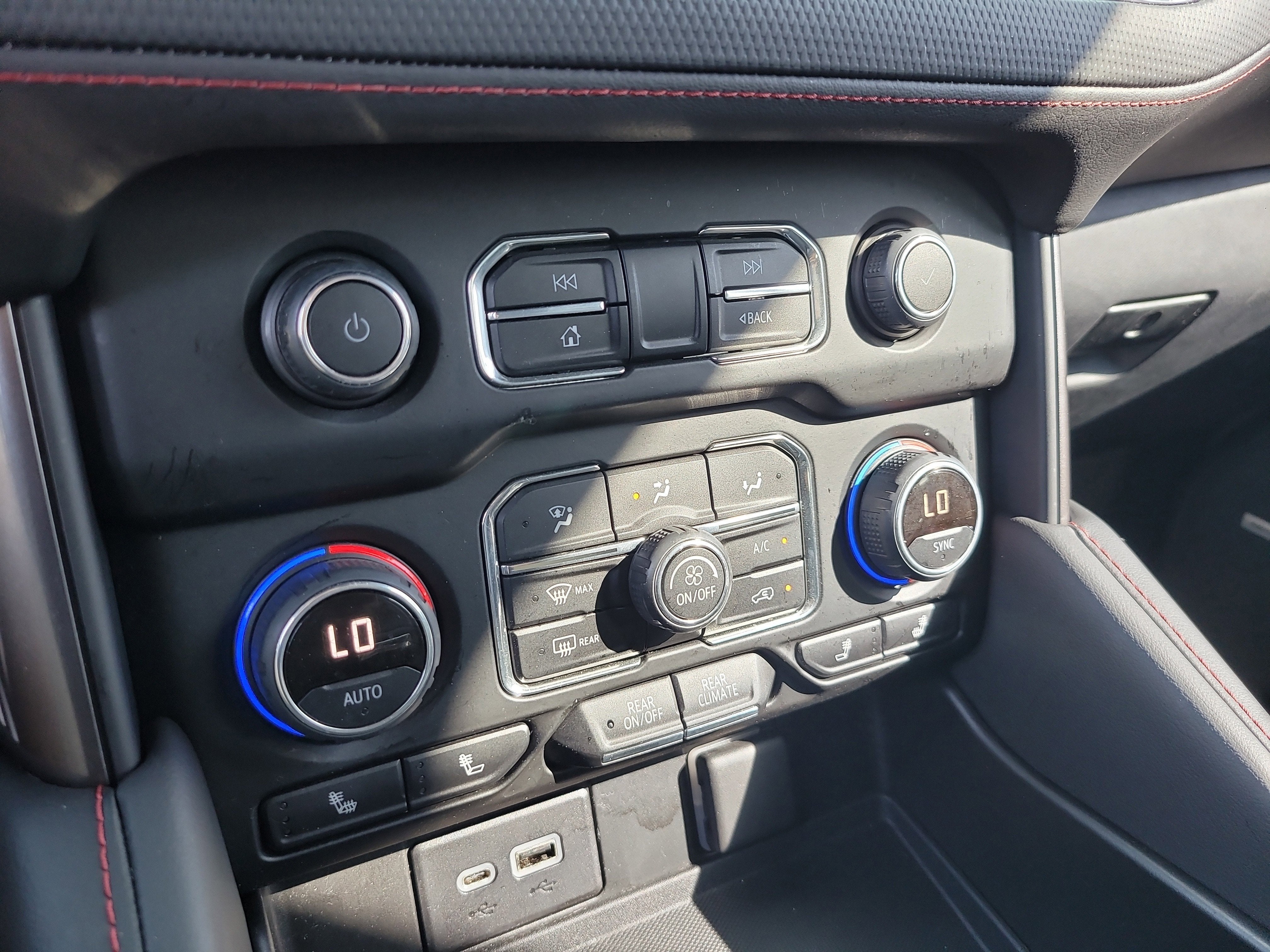 2022 Chevrolet Tahoe RST