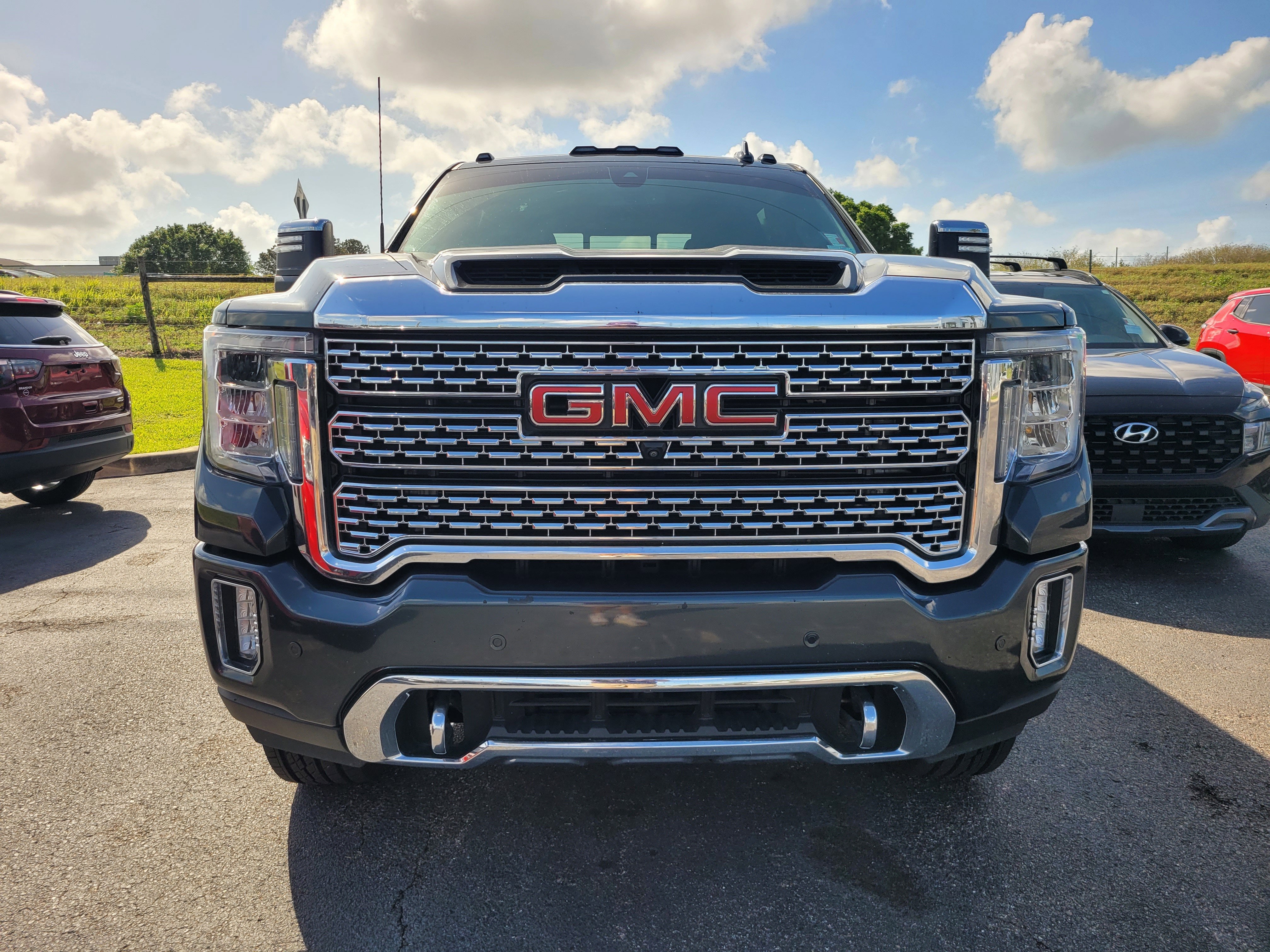 2023 GMC Sierra 2500HD Denali