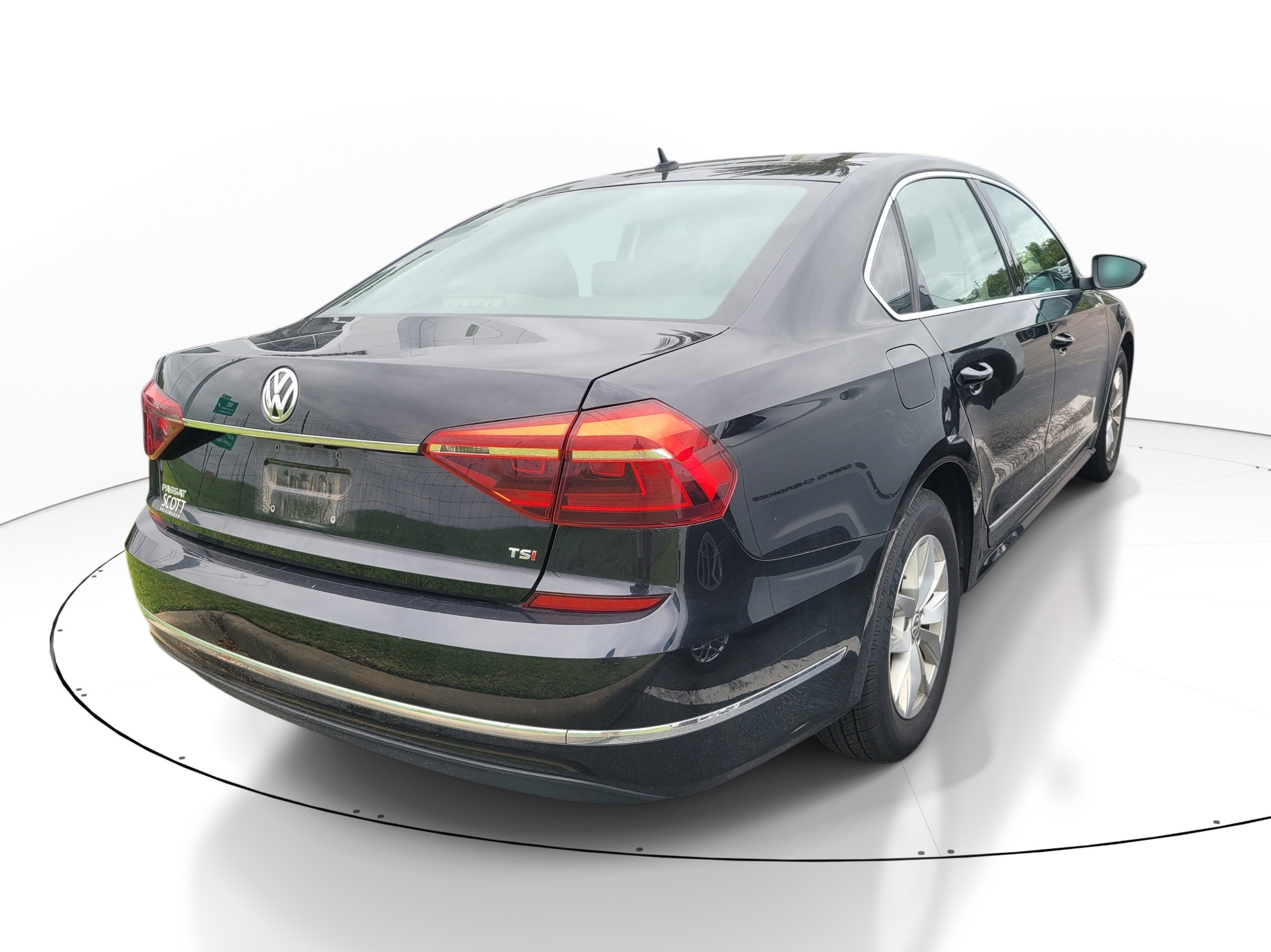 2017 Volkswagen Passat 1.8T S
